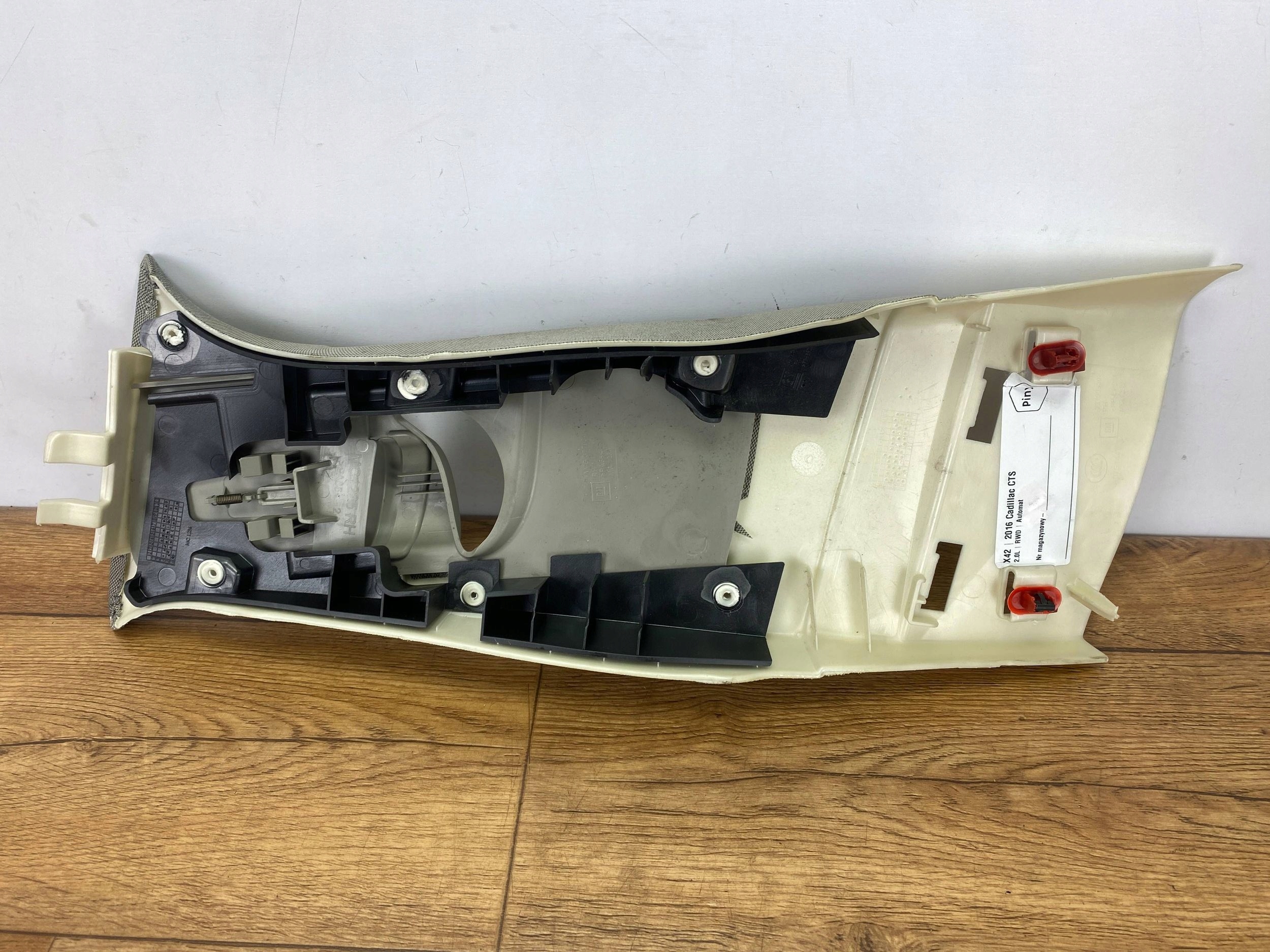 cover slupka B upper right Cadillac CTS III 2014+