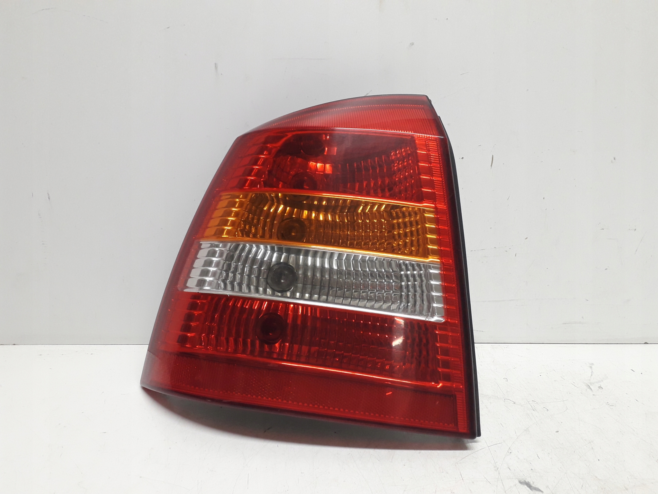 OPEL ASTRA G II 98-09 LAMPA LEWA TYŁ 90521542