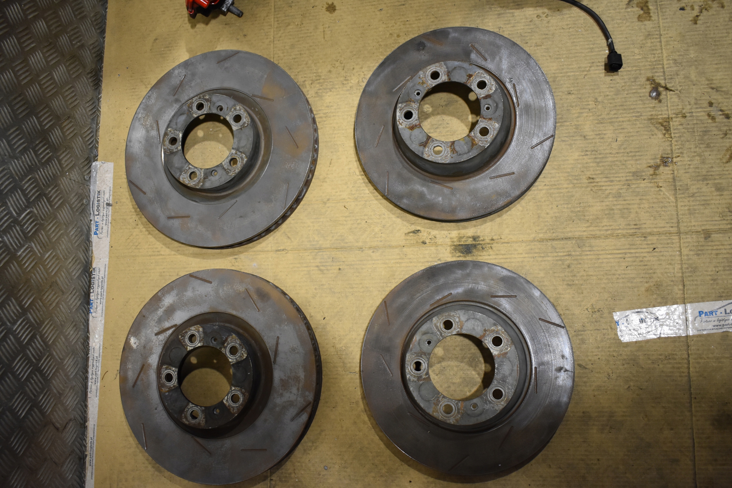 IDEALNE calipers discs KPL. PORSCHE PANAMERA 971 1