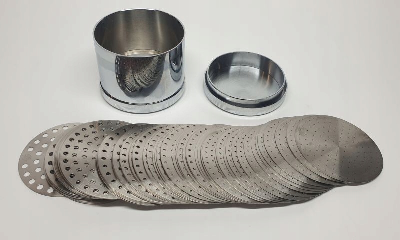 Síta na diamanty 6,6 cm. 67 ks