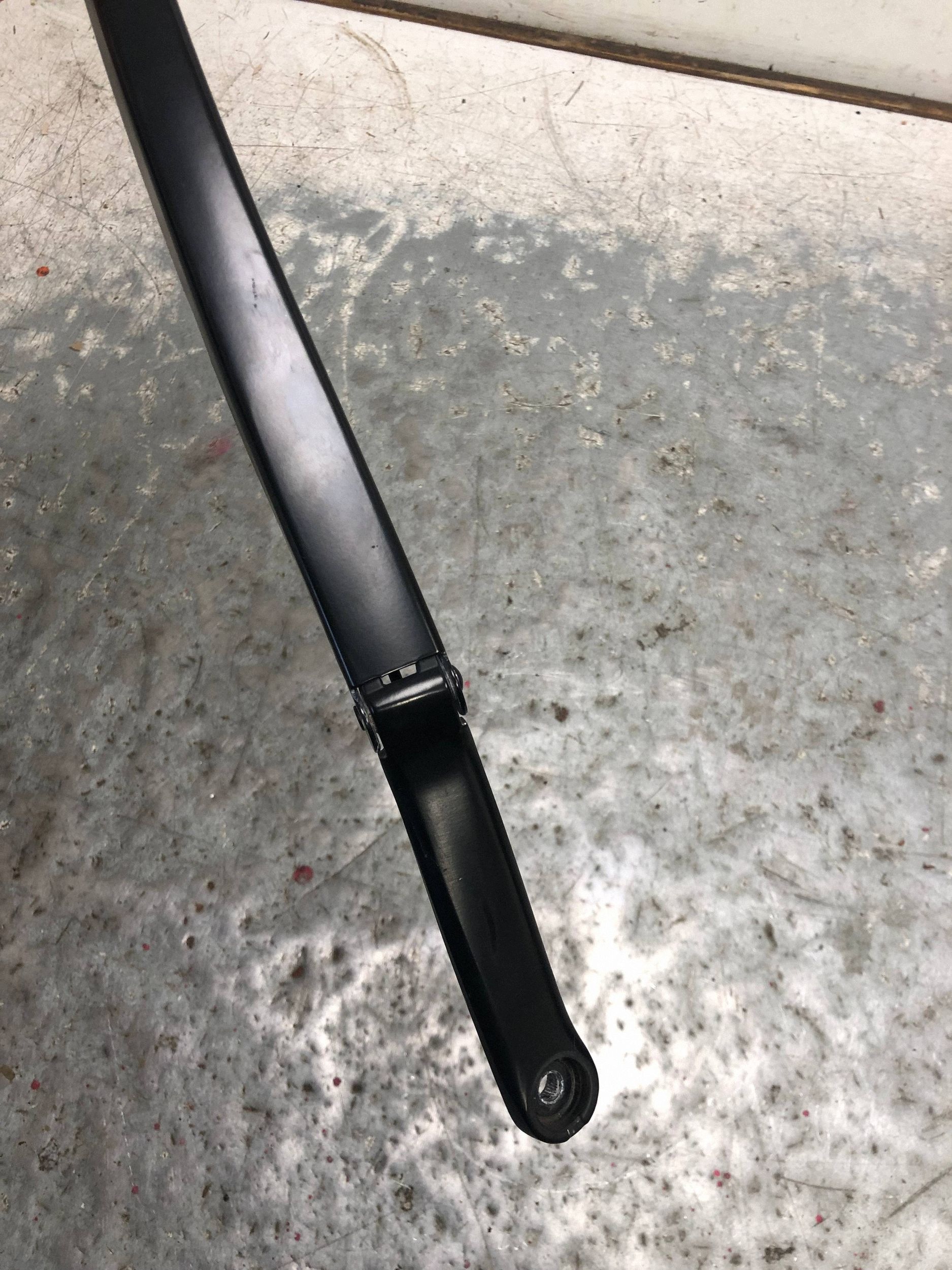 wiper arm right AUDI A3 8P LIFT 8P1955408A