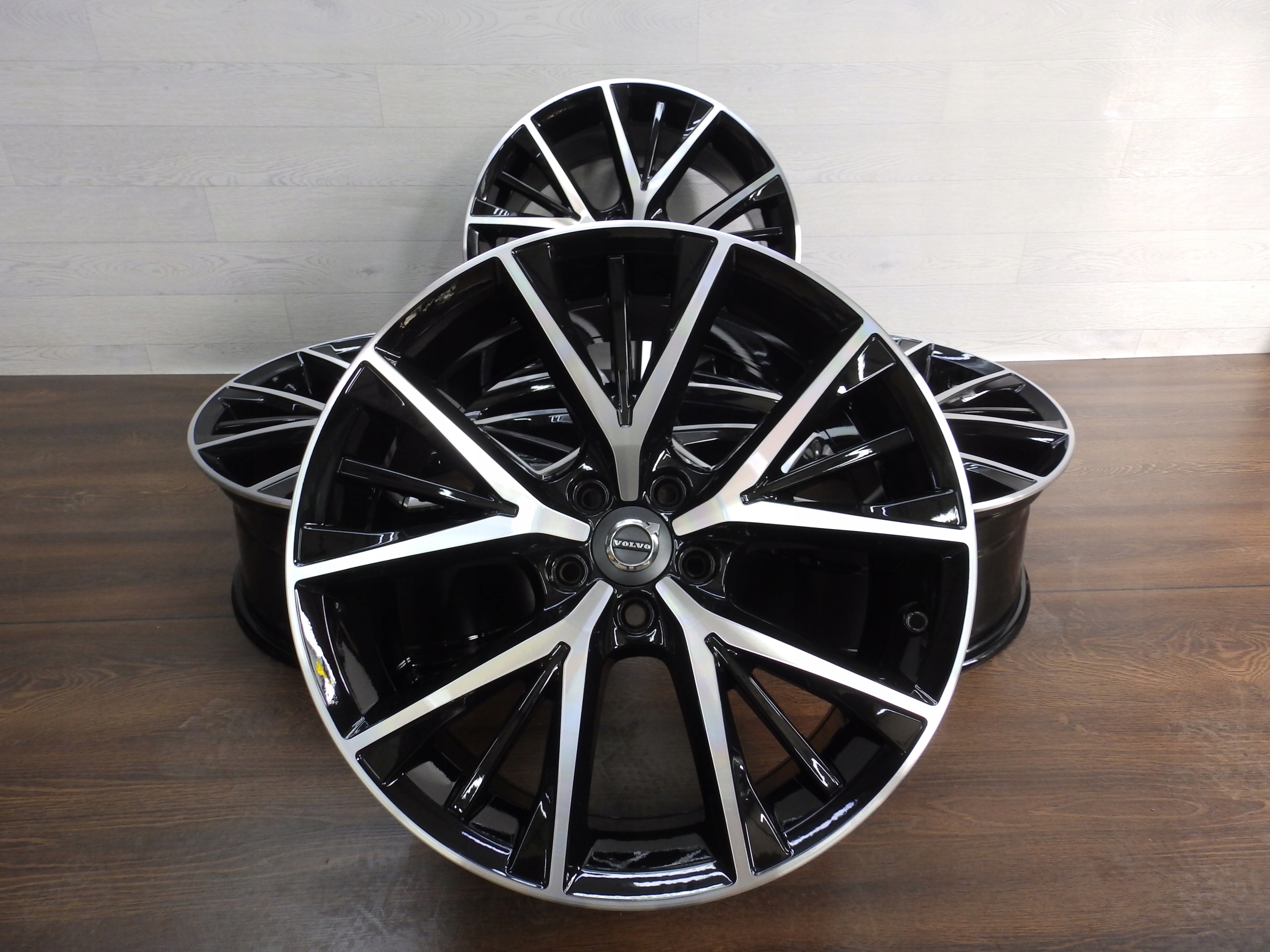 Диски volvo s90 v90 r-design 8.5jx19x47 5x108 — Купить с Разборки