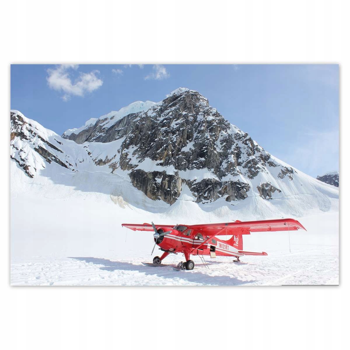 Plakáty 200x135 Červené letadlo v horách