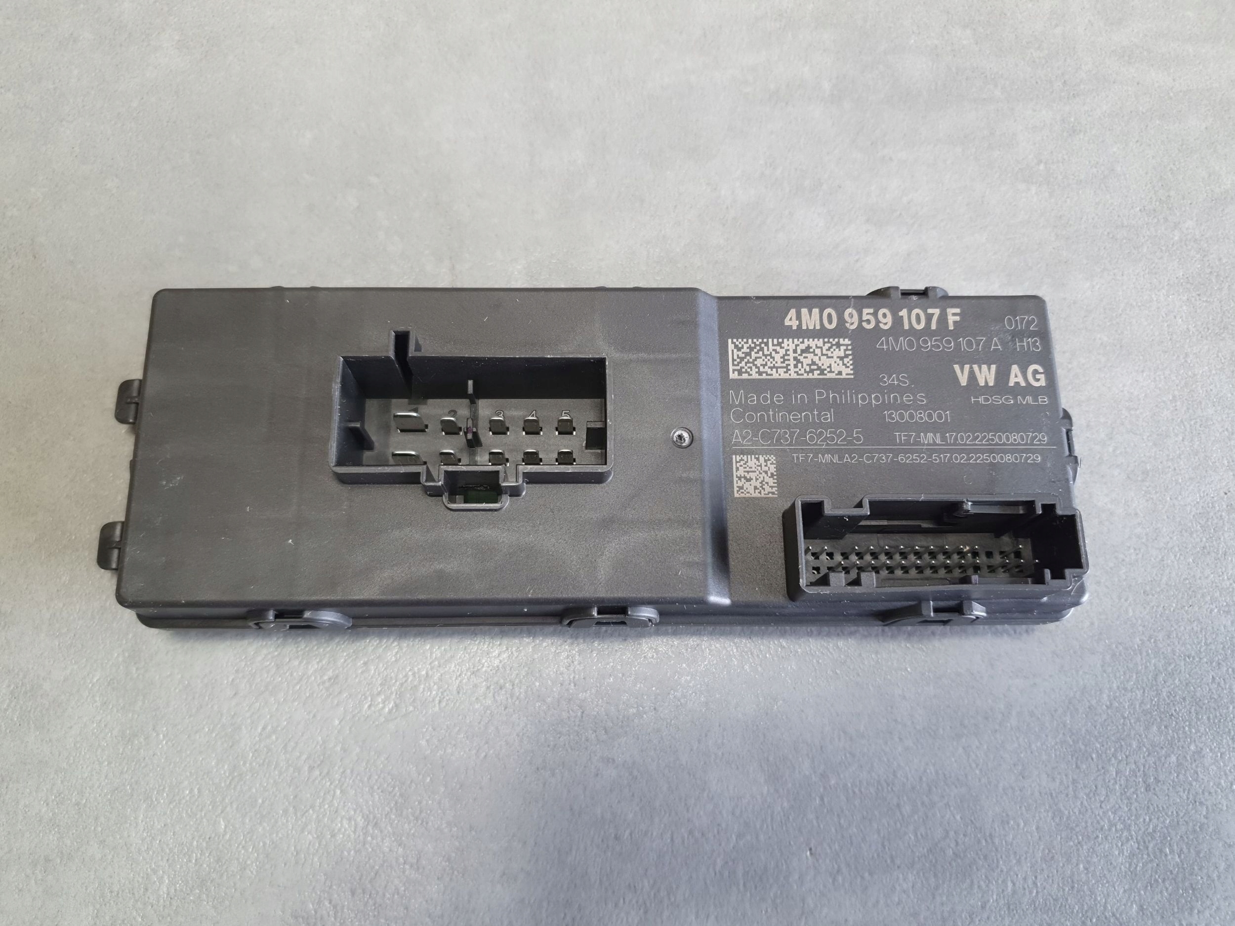 Audi Q8 module bonnet boot 4M0959107F