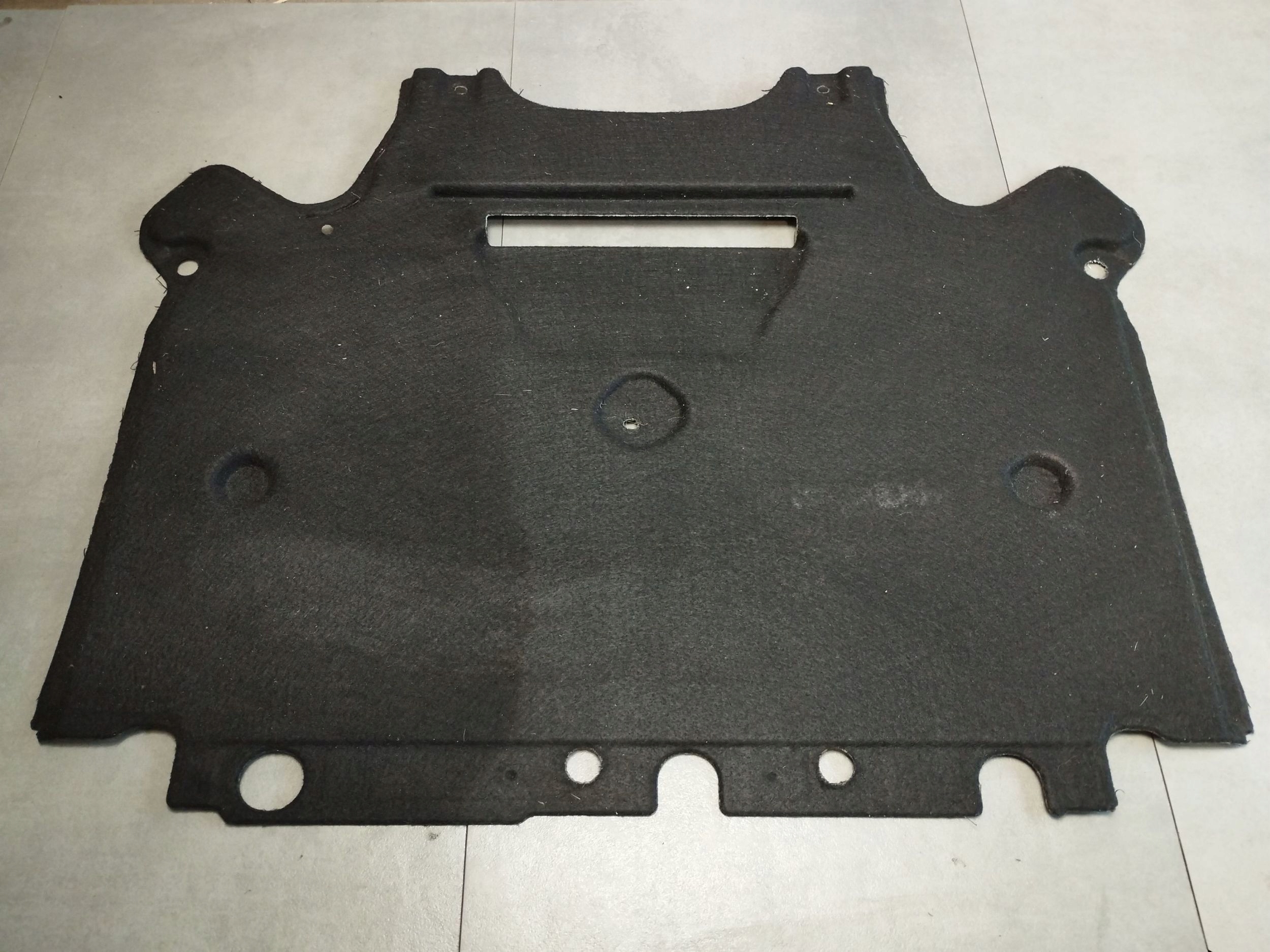 Audi A5 Sportback 8TA 2016 cover chassis 8K1863822S