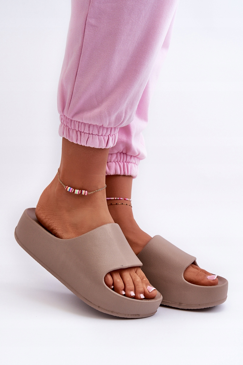 KLAPKI DAMSKIE NA PLATFORMIE PIANKOWE NA BASEN BRĄZOWE 39 Stan opakowania oryginalne