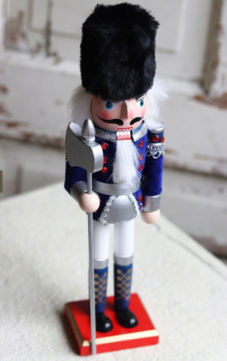 DZIADEK DO ORZECHÓW DREWNIANY FIGURKA STOJĄCA 30cm Kod producenta 981