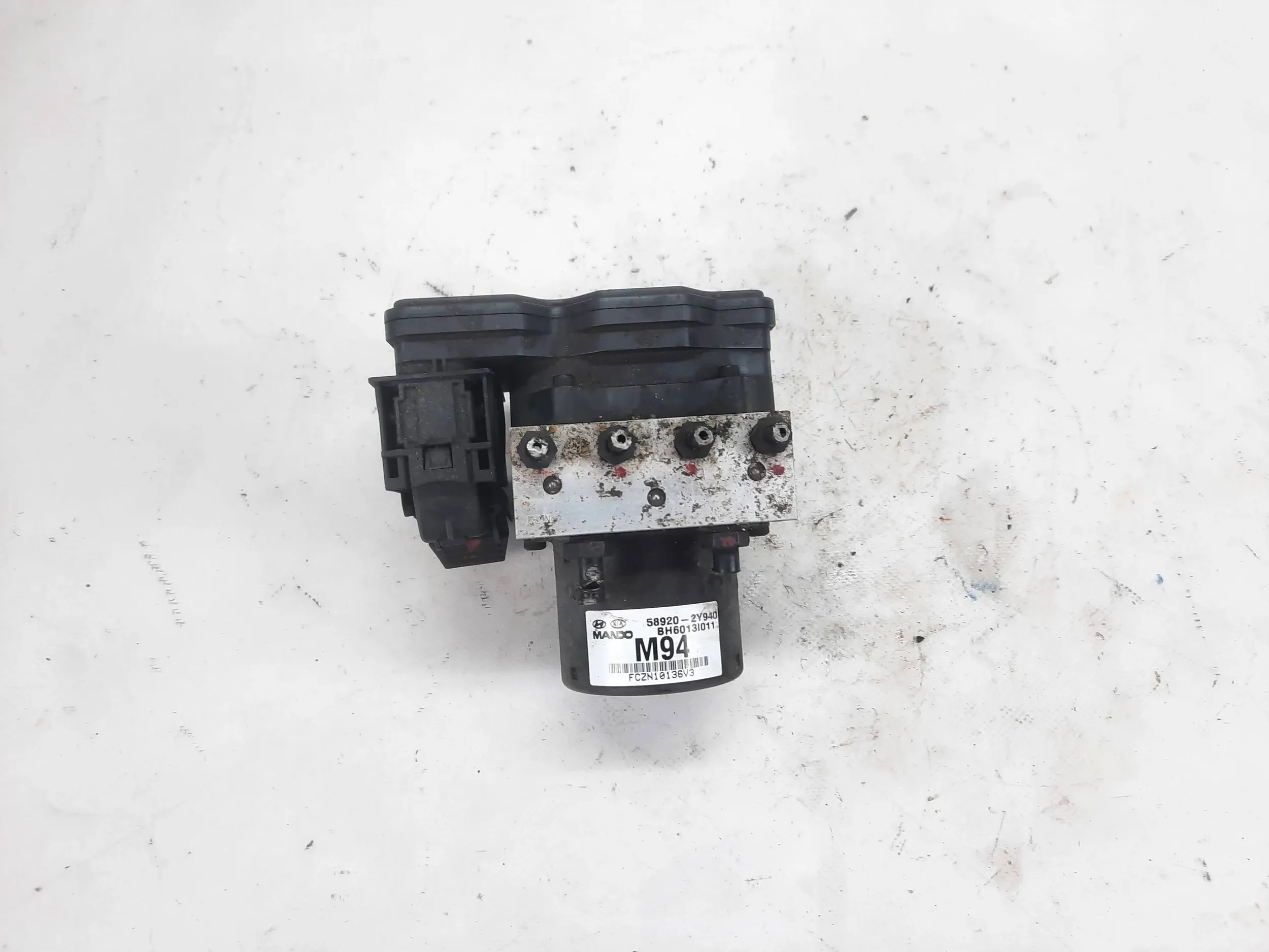 насос ABS БЛОК УПРАВЛЕНИЯ Hyundai IX35 58920-2Y940