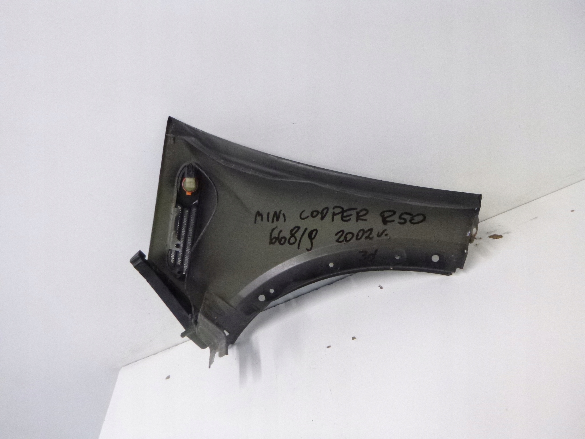 PARAFANGO DESTRA MINI COOPER R50 3D 668/9 SCHWARZ 2