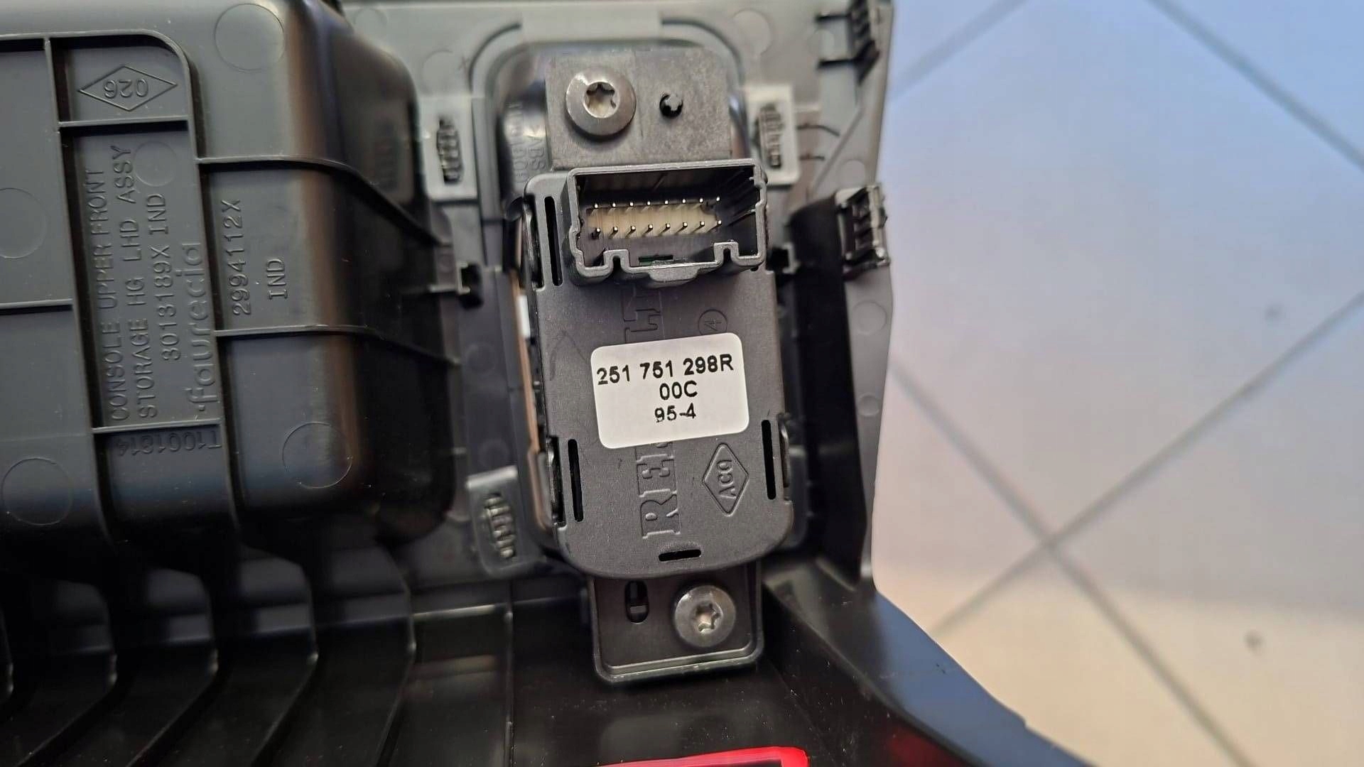 button switch electric brake Renault 4 251751298R
