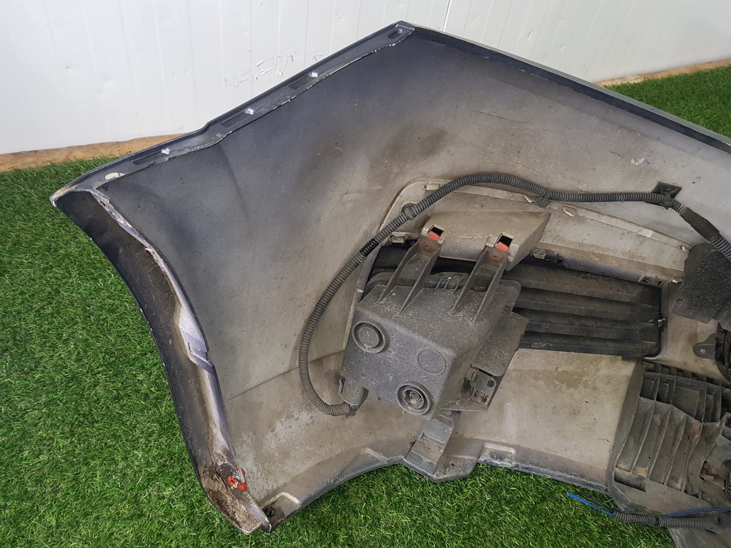 bumper front front OPEL ZAFIRA B 13124959