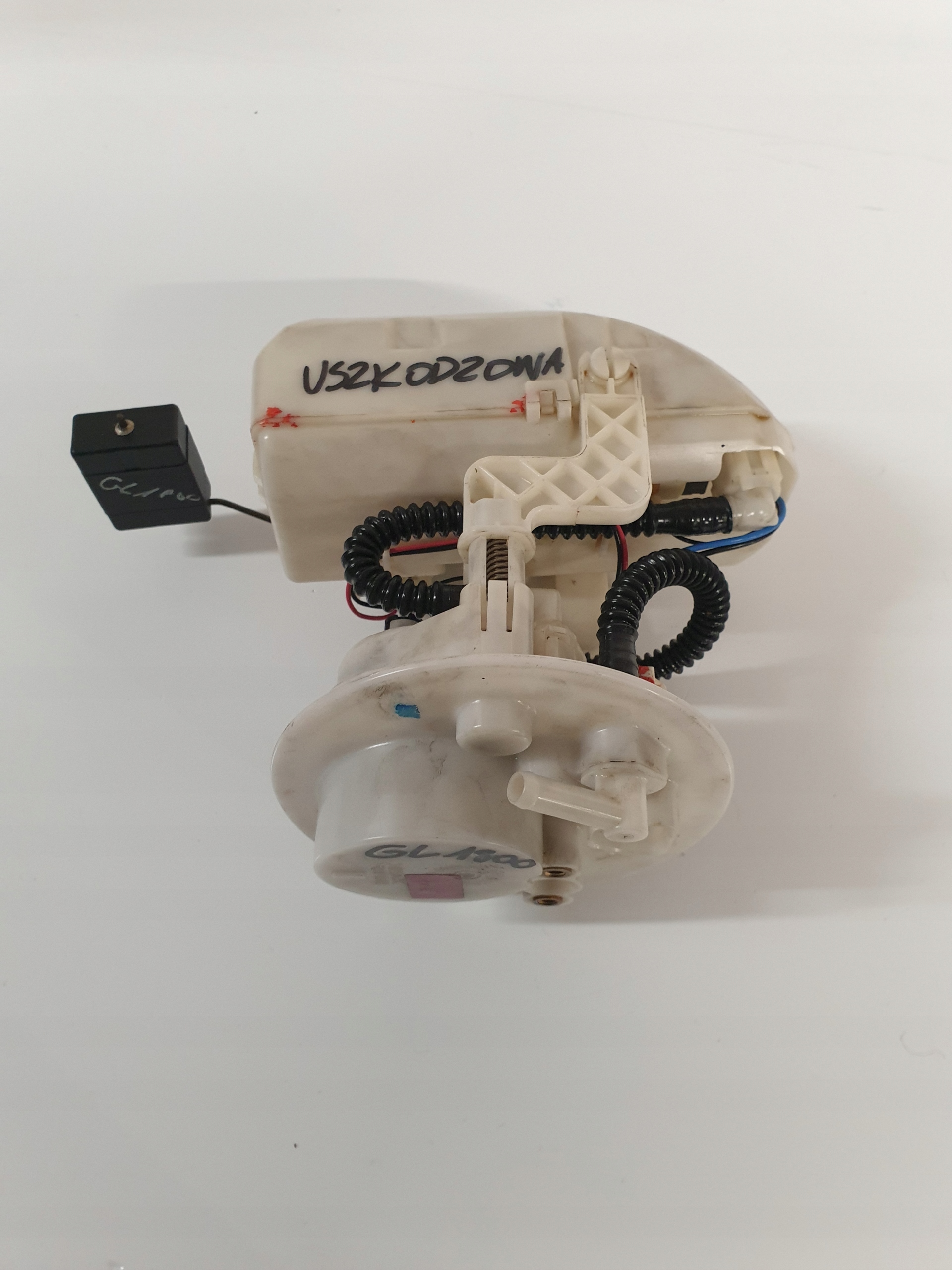 Hondagl1800pompapaliwa - Honda GL 1800 GOLDWING топливный насос