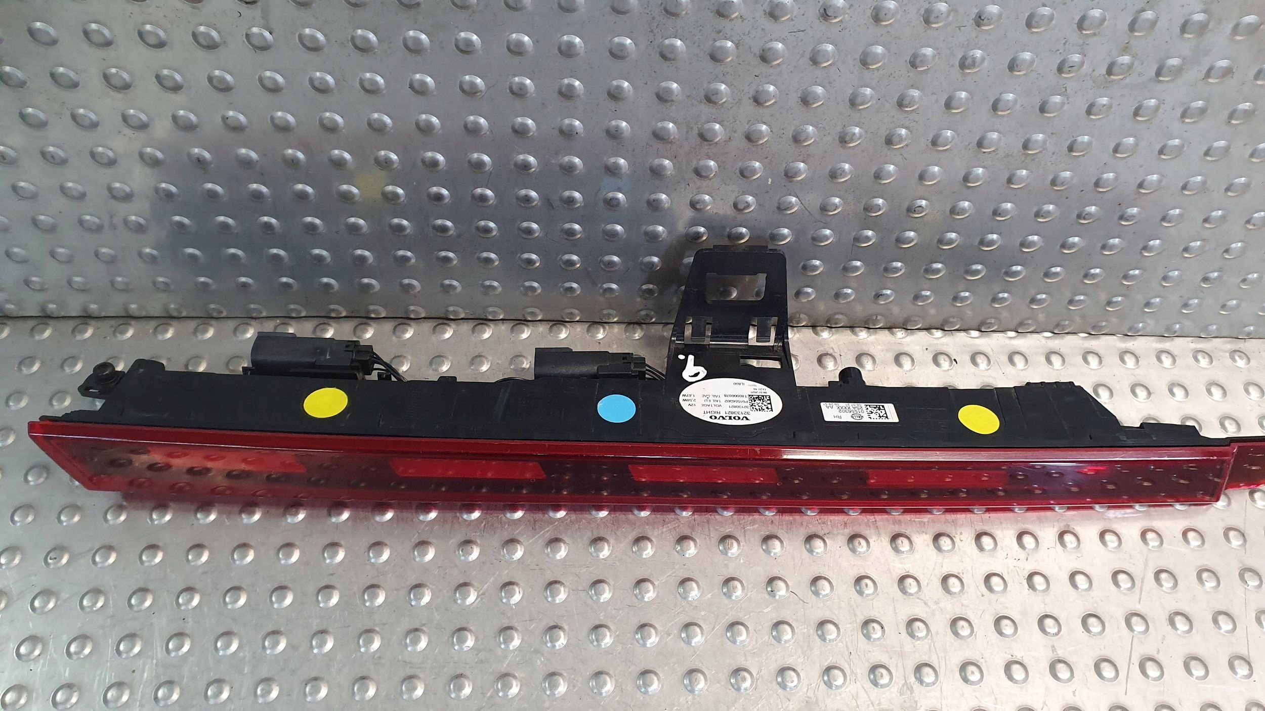 light rear part right VOLVO C40 21- 32133821