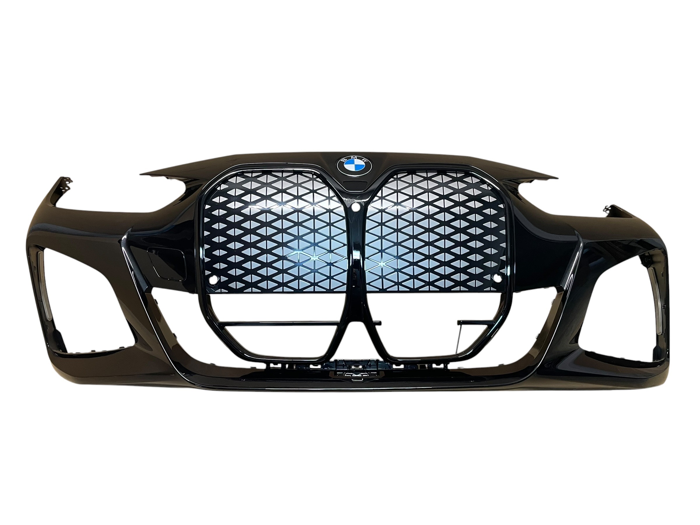 bumper front + grill PDC m-packet KPL BMW i4 G26 BEV colour 475 USA