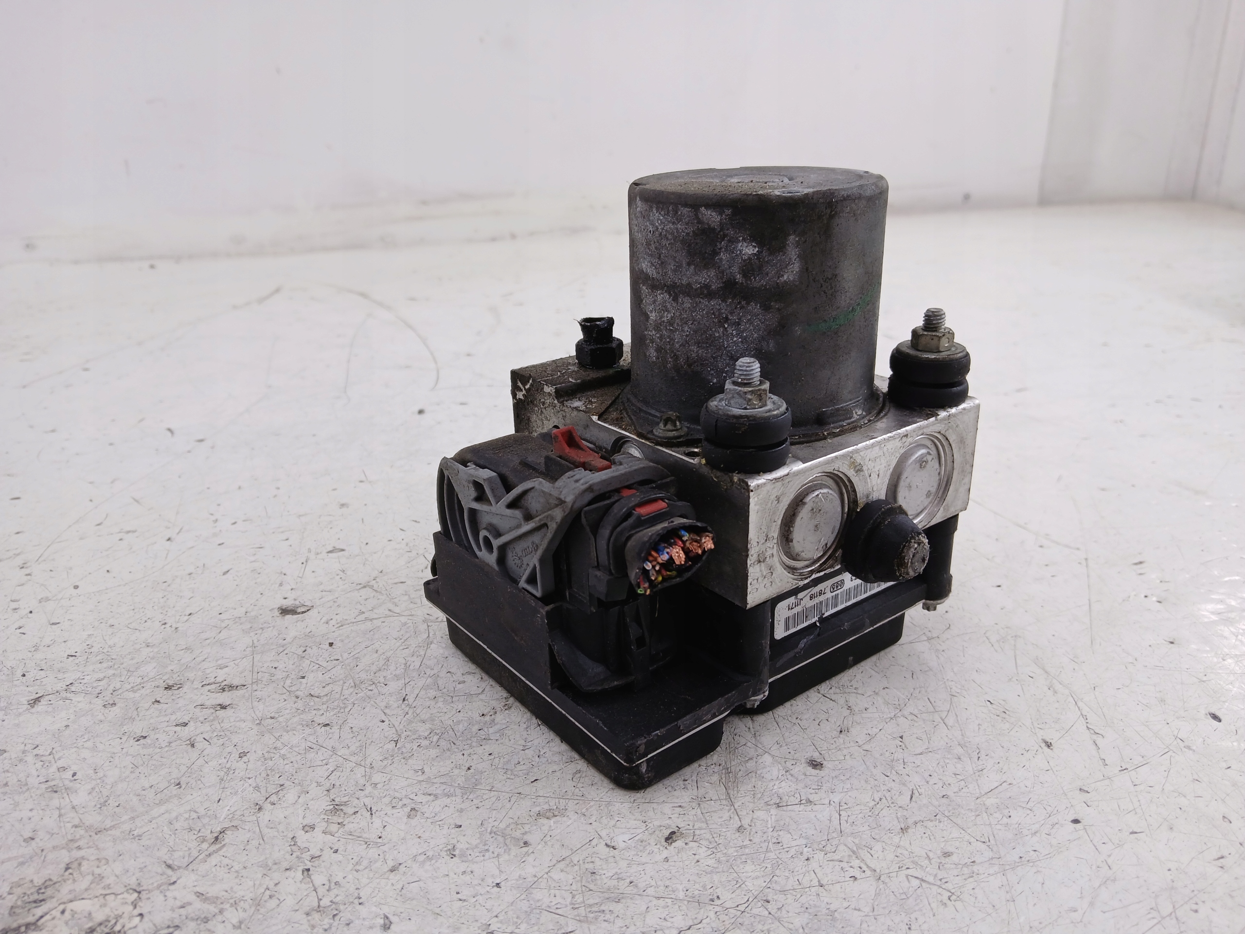 AUDI A4 B7 servofreno ABS 8E0614517BH 0265950473