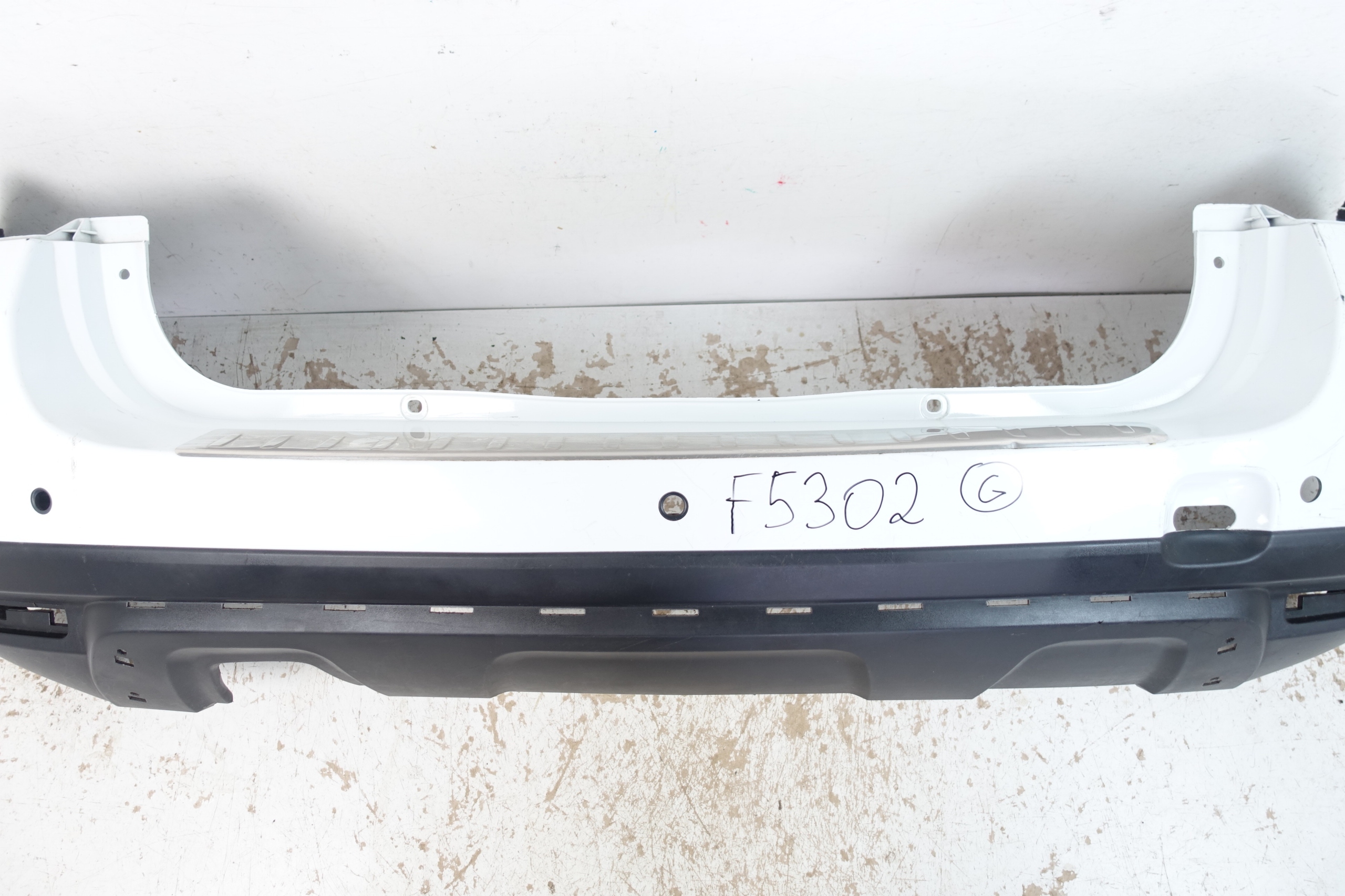 DACIA DUSTER e 2010- Paraurti posteriore posteriore 850220033R