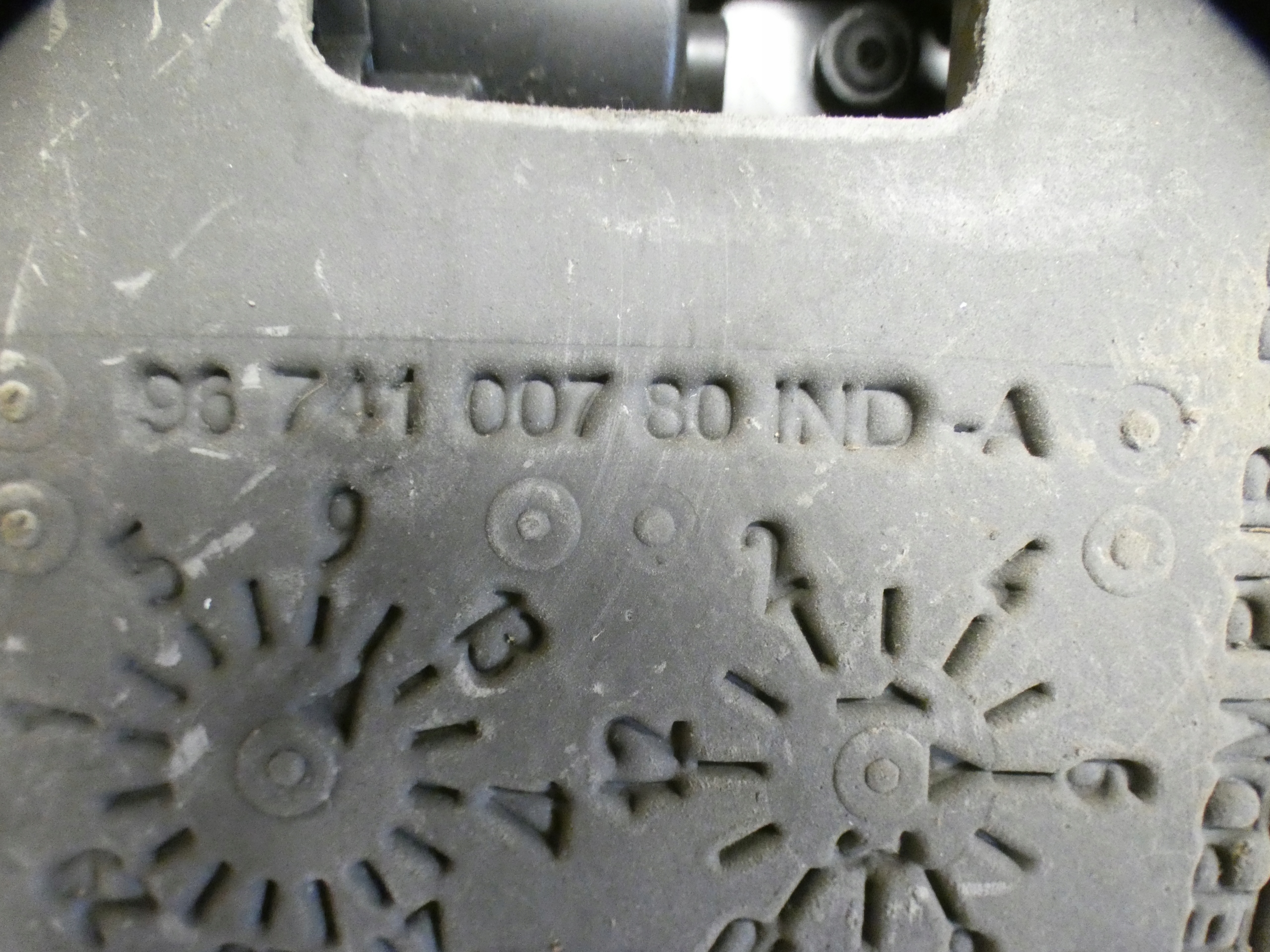Bremse Hand elektrisch CITROEN DS4 9672984680 0204007471