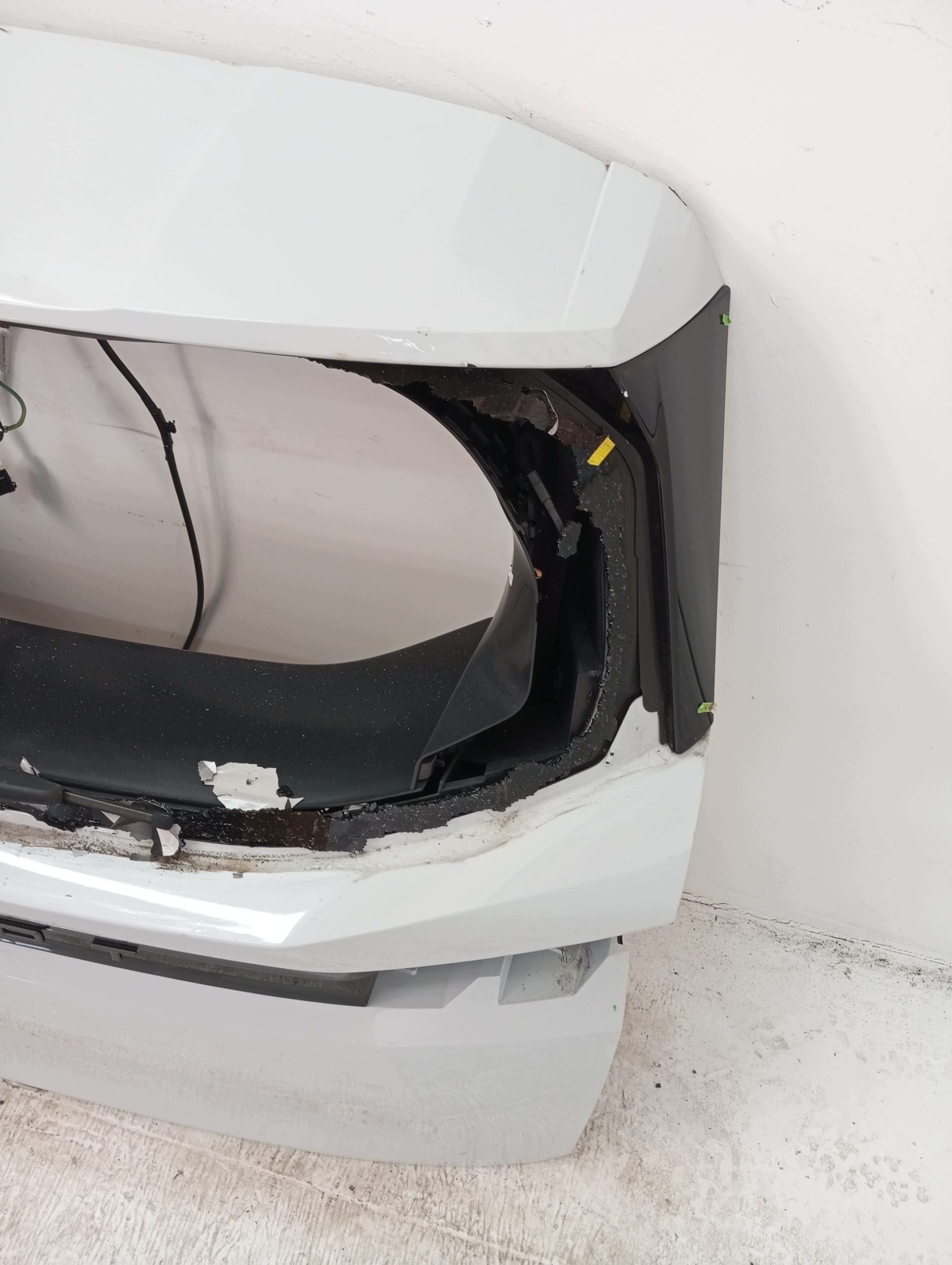 boot doors Peugeot 5008 III 23R BSZ