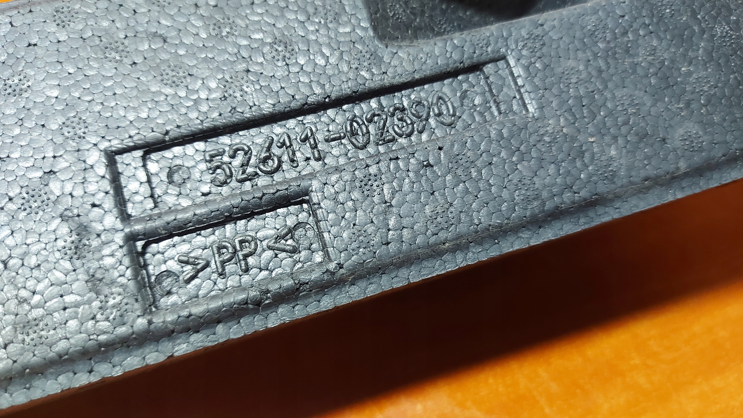ABSORBER Polystirén nárazníku předek přední TOYOTA COROLLA E16 E18 16-19
