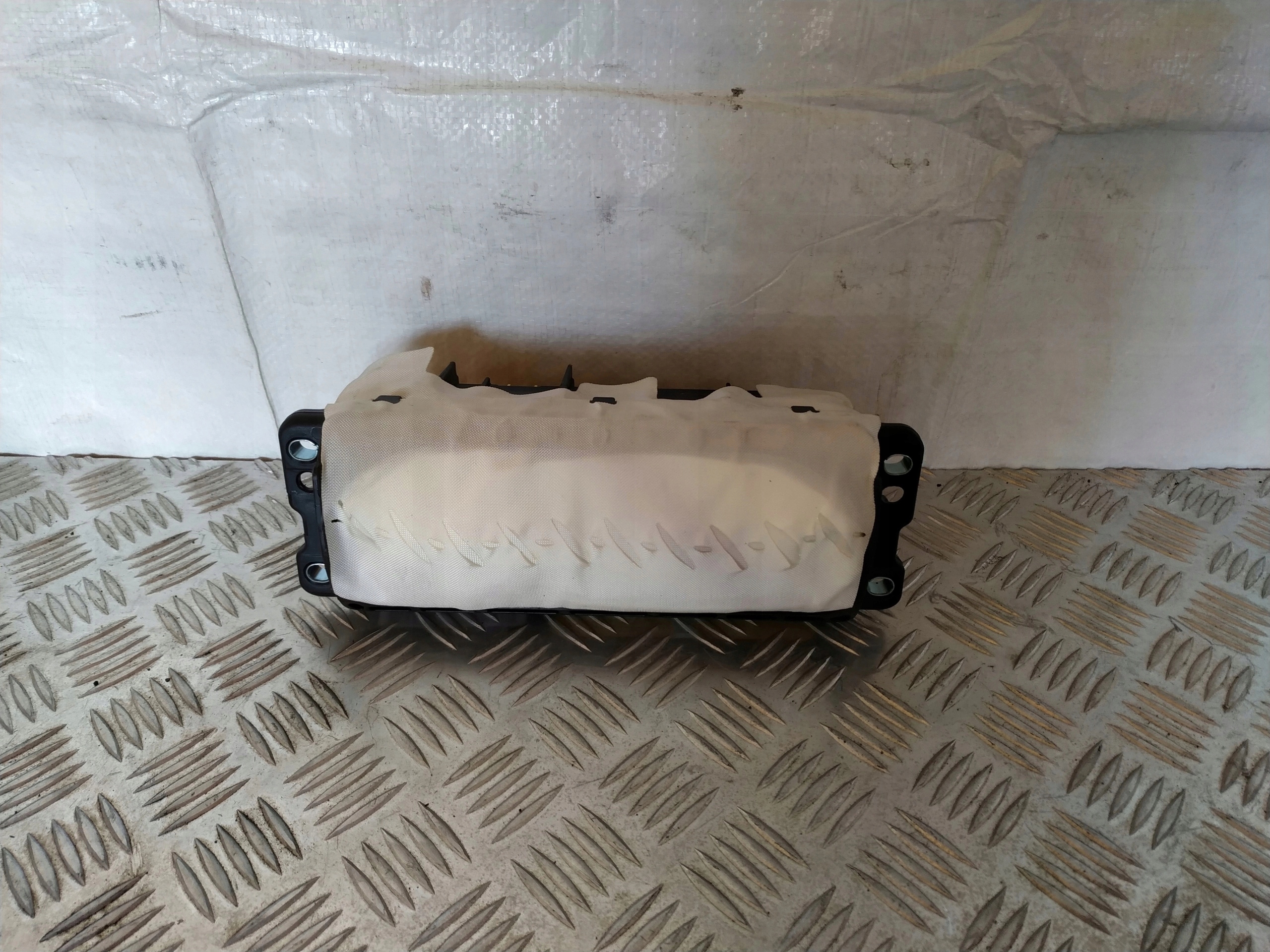 подушка безопасности пассажира vw Passat CC 08/12