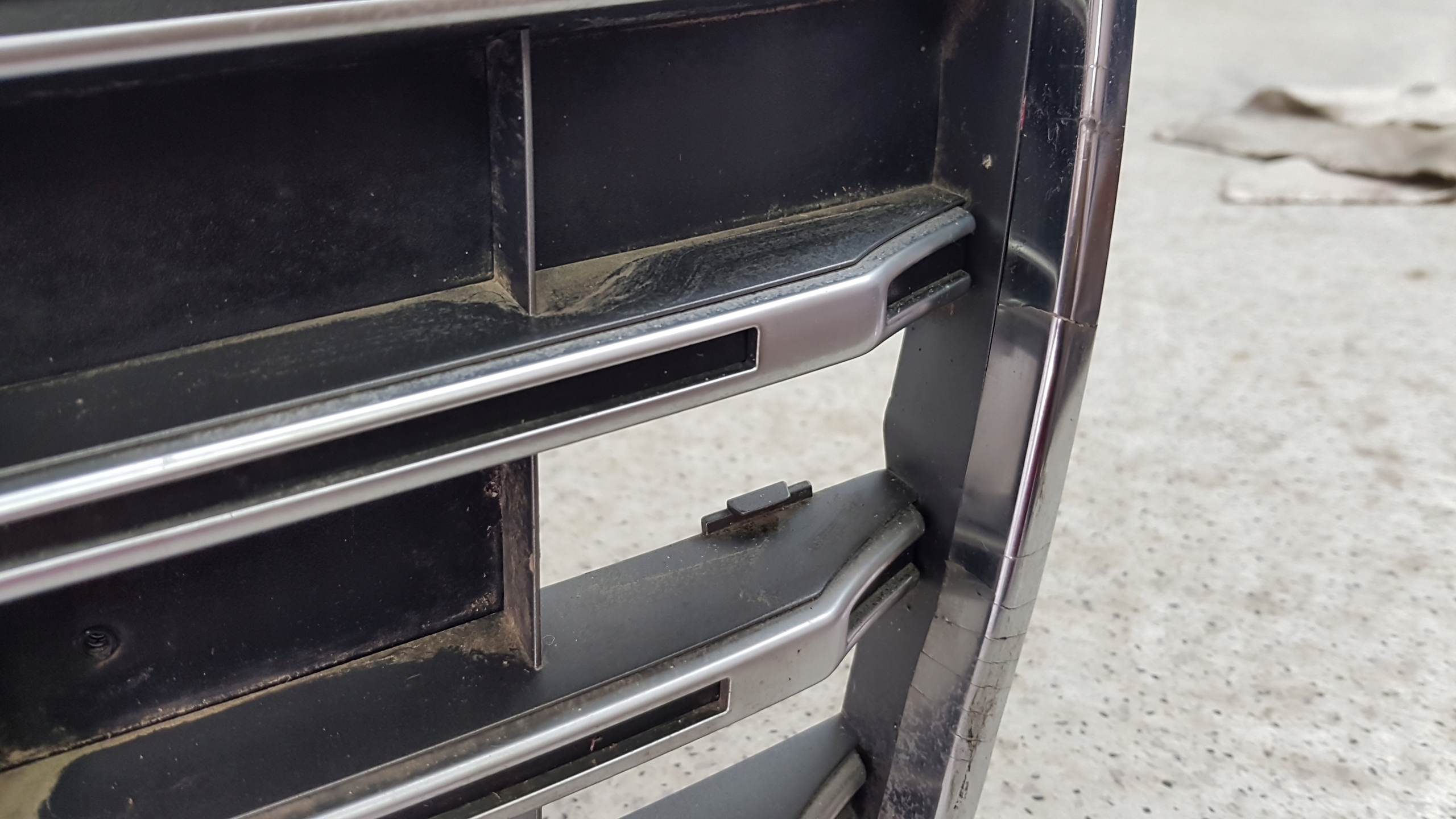 AUDI A8 D4 S8 LIFT 4H0 maska 3575