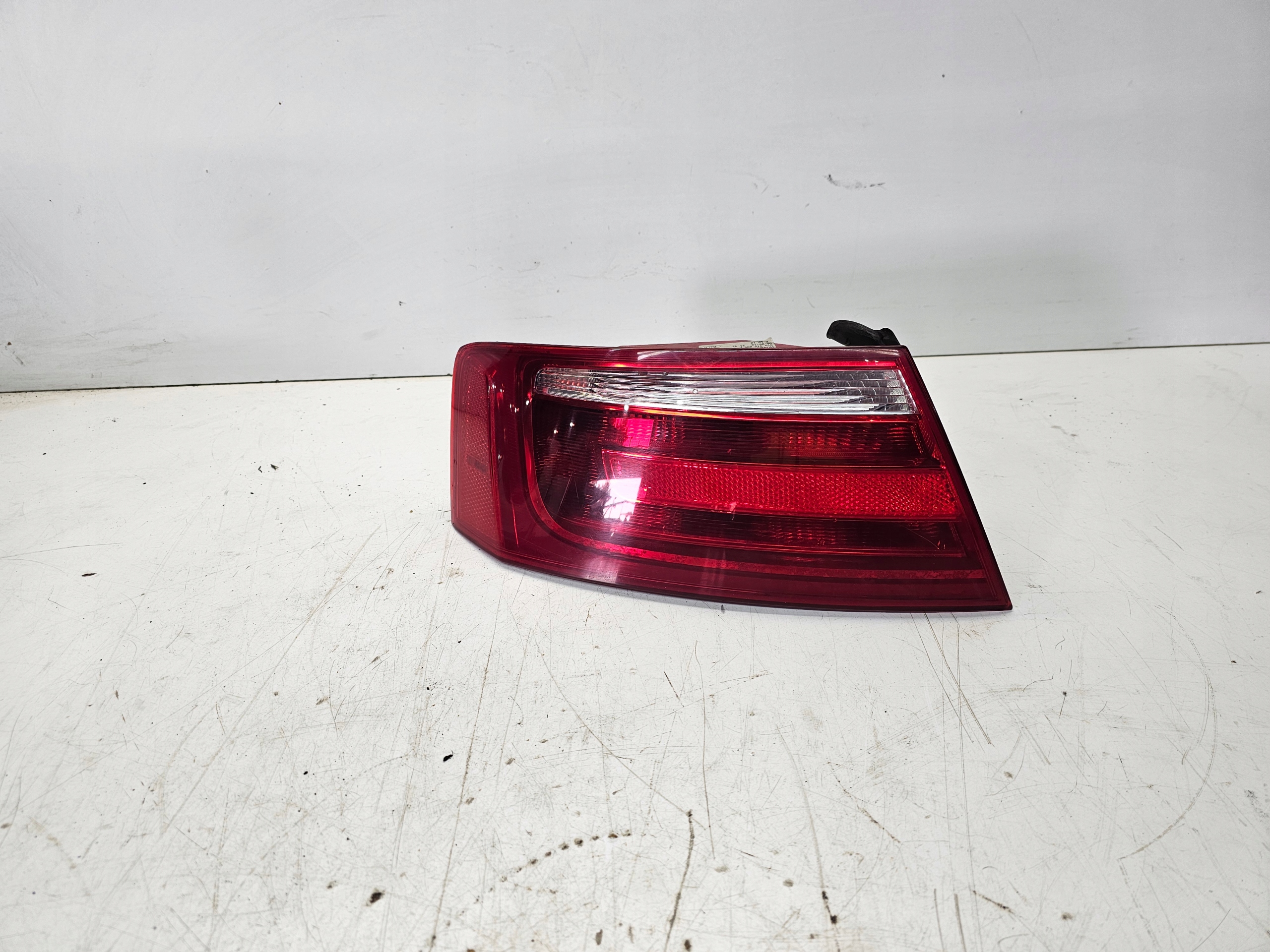 light left rear part AUDI A5 8T SPORTBACK 8T8945095E