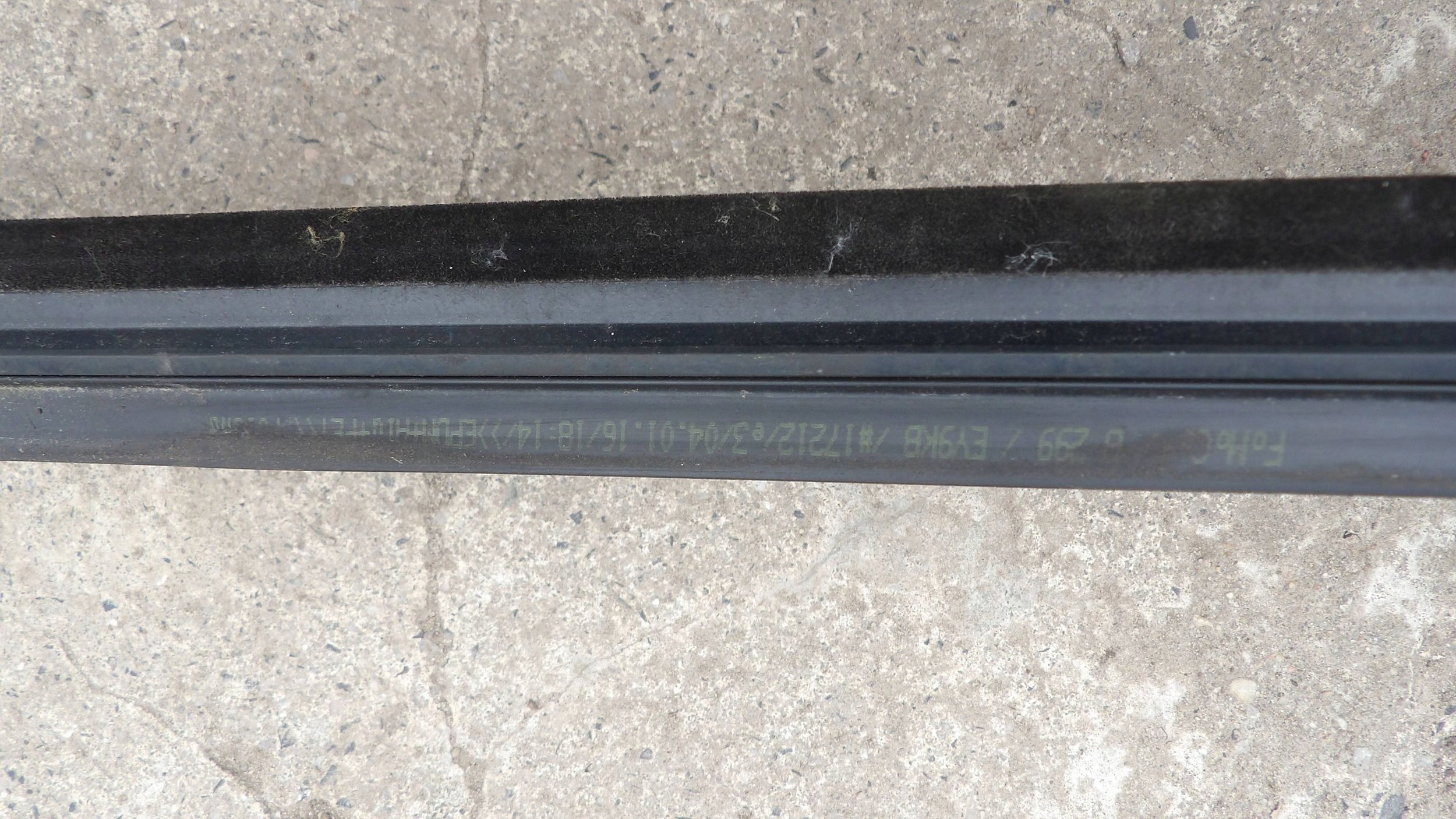Ford Fiesta 2016 MK7 moulding dust door left front 5D