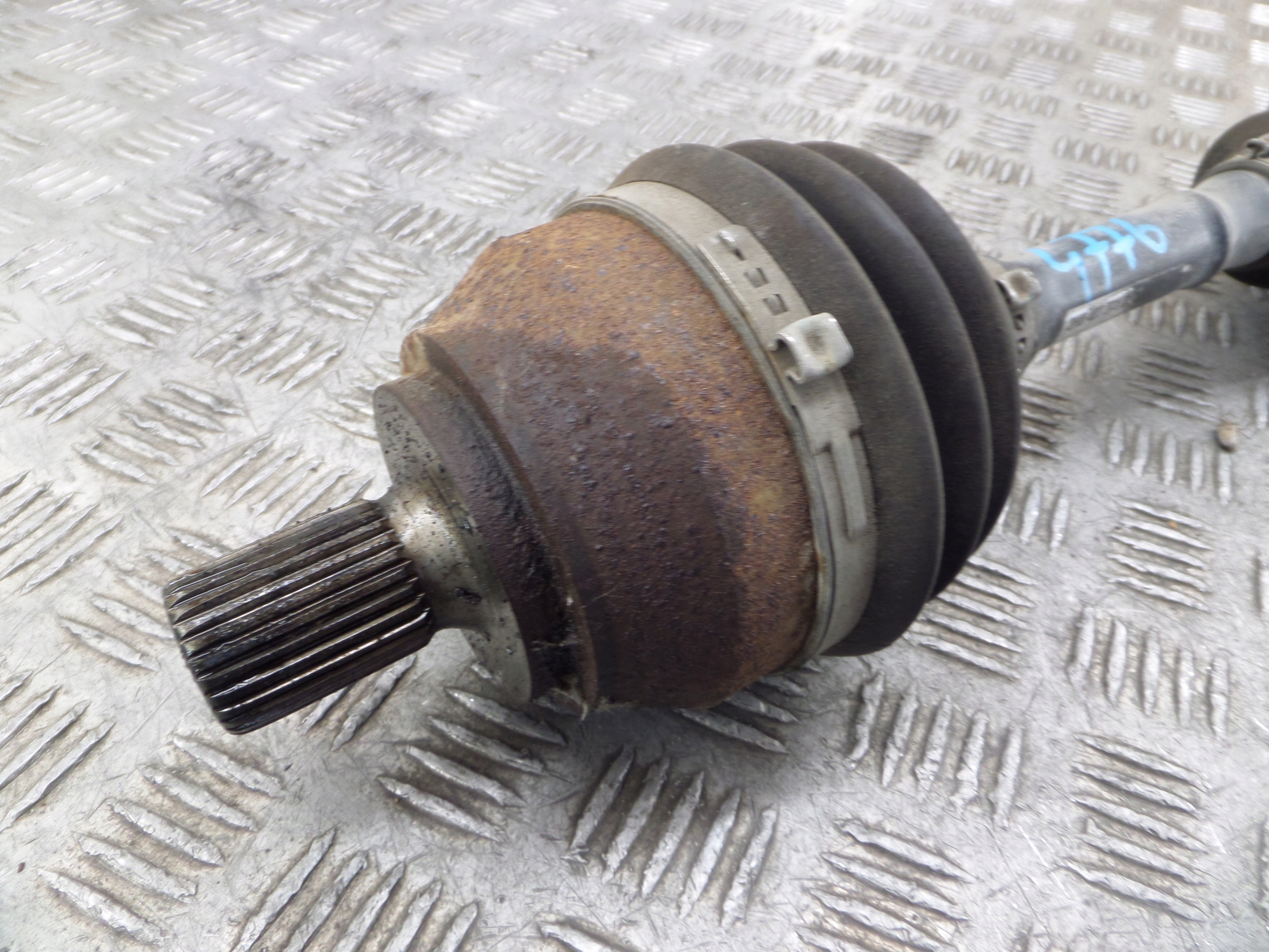 VW AMAROK semi-axis front 2H0407271D