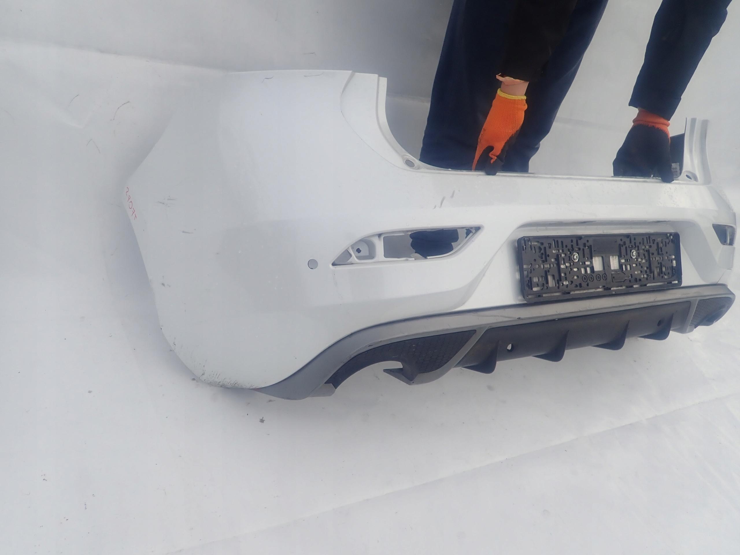 VOLVO V40 12-> R-design bumper rear part rear PDC