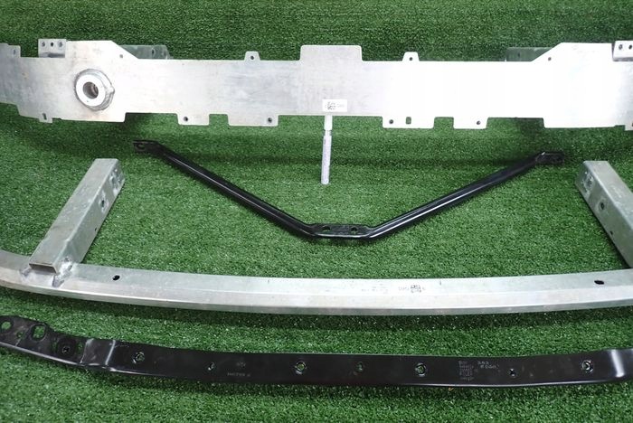 BMW G60 G61 5 sider console poprzeczka supports