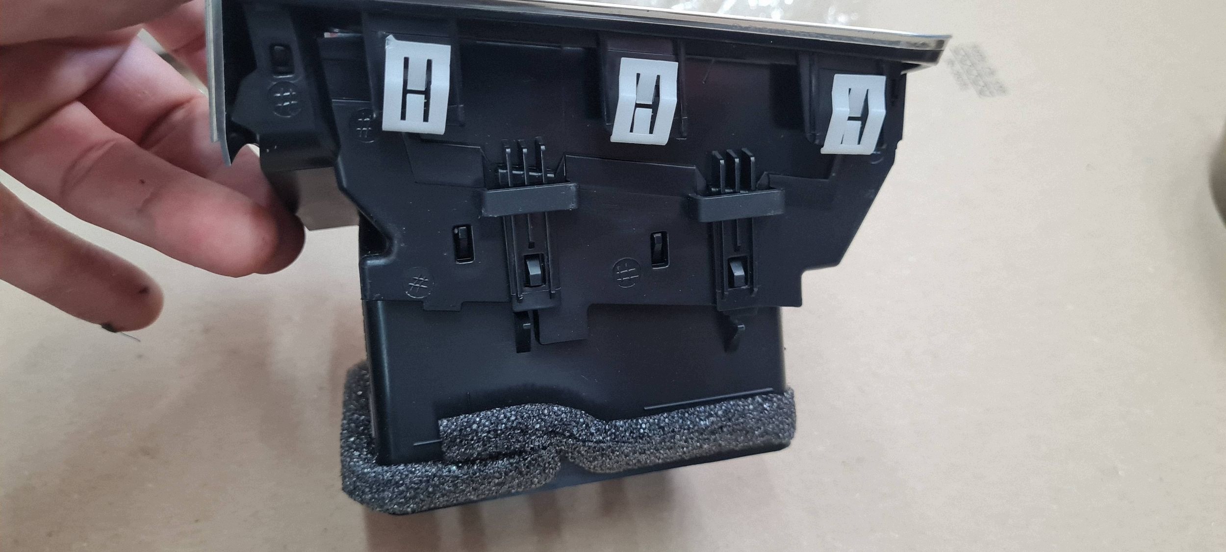 Ford Edge II 2020 ST LIFT side grid air conditioning devices left consoles EM2B19C69