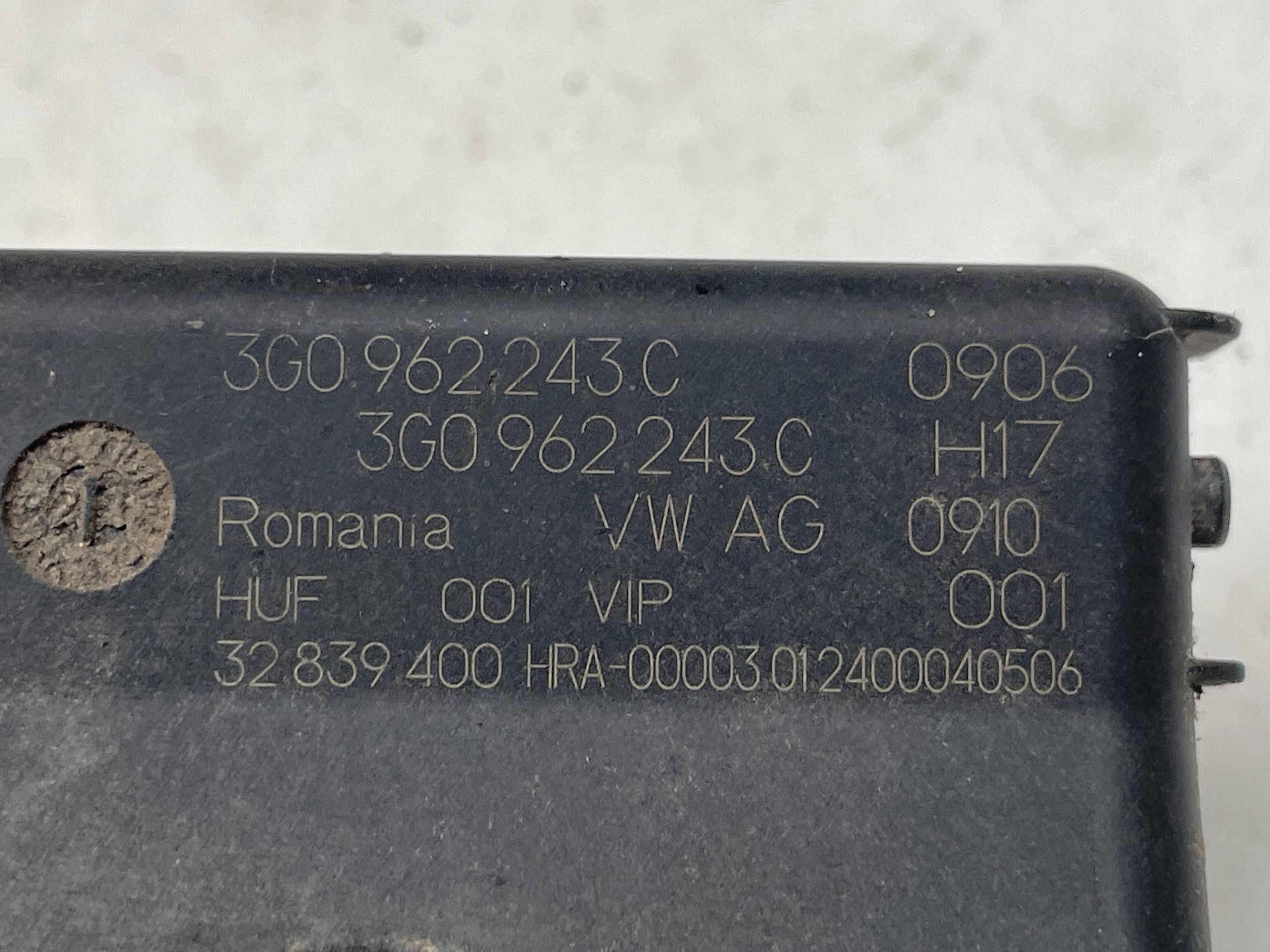 Module pour l’ouverture du capot VW AUDI PORSCHE 3G0962243C !J