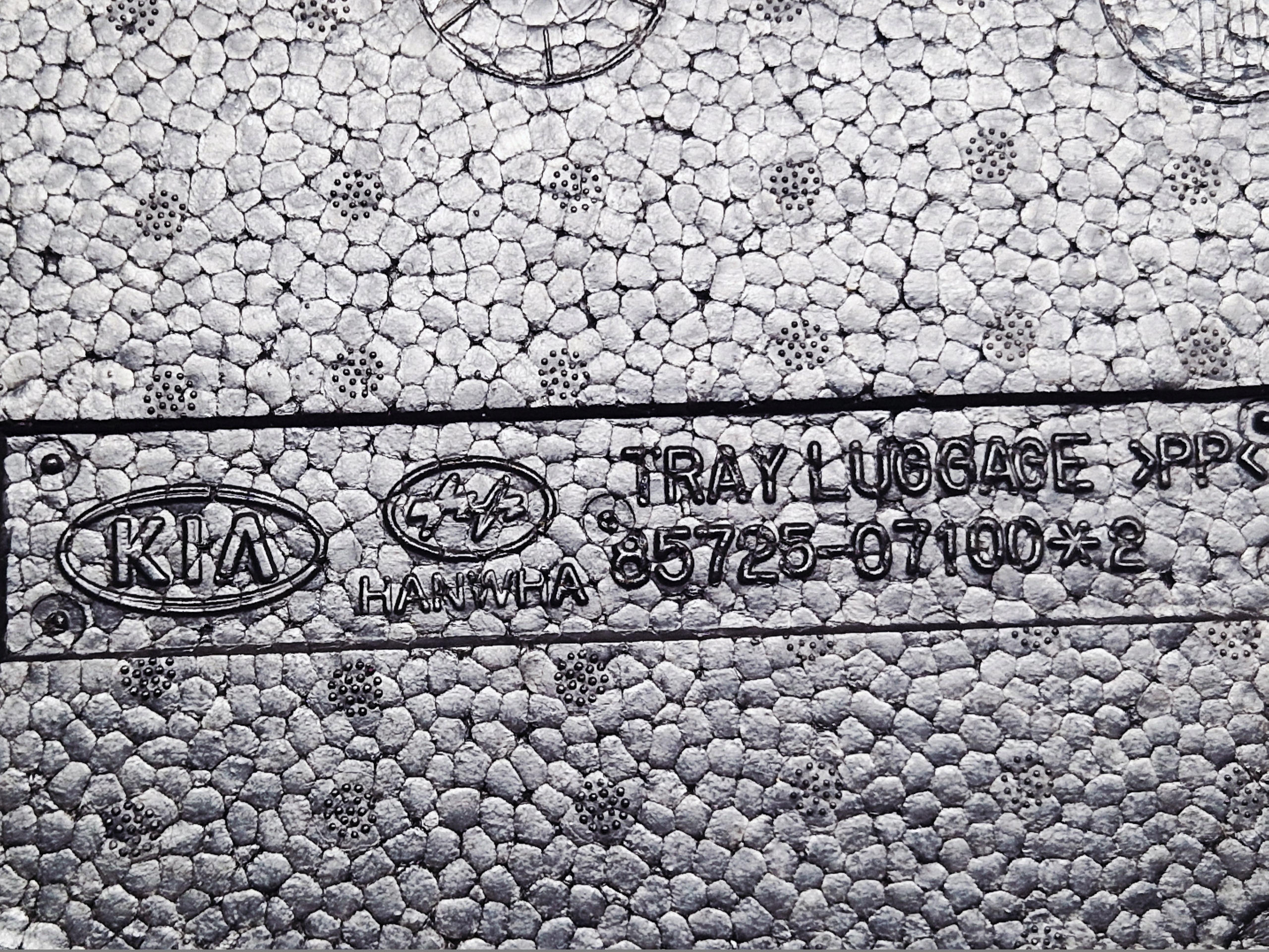 KIA PICANTO and filling boot polystirene 85725-07100