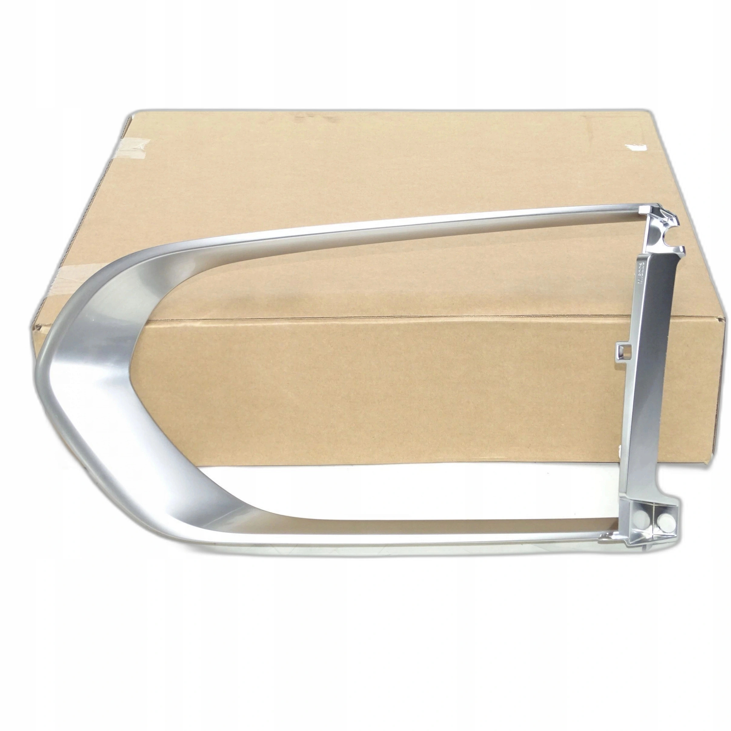 HK8M-17C753-BA - решетка радиатора хром бампер Jaguar F-PACE R-спорт