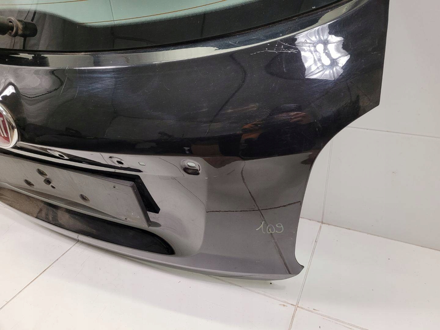 rear trunk door boot Fiat 500X facelift 2018