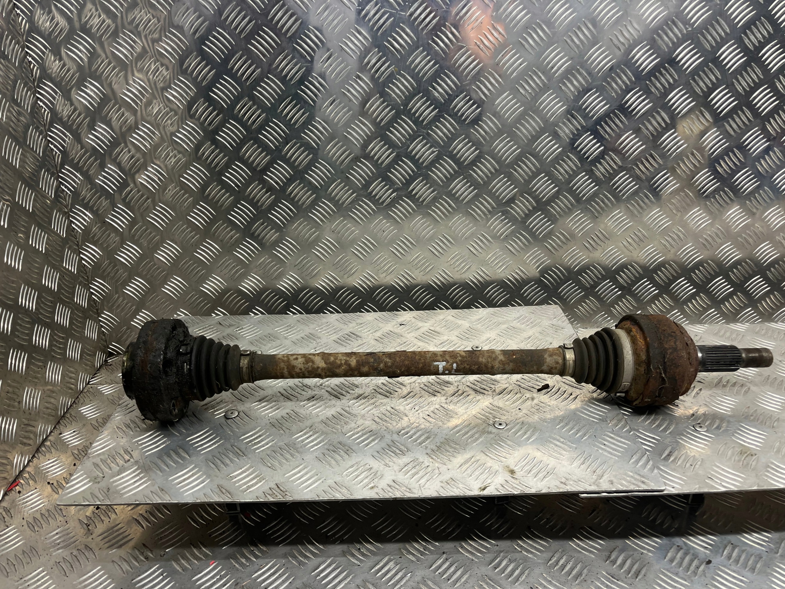 semi-axis semi-axis left rear VOLKSWAGEN TOUAREG