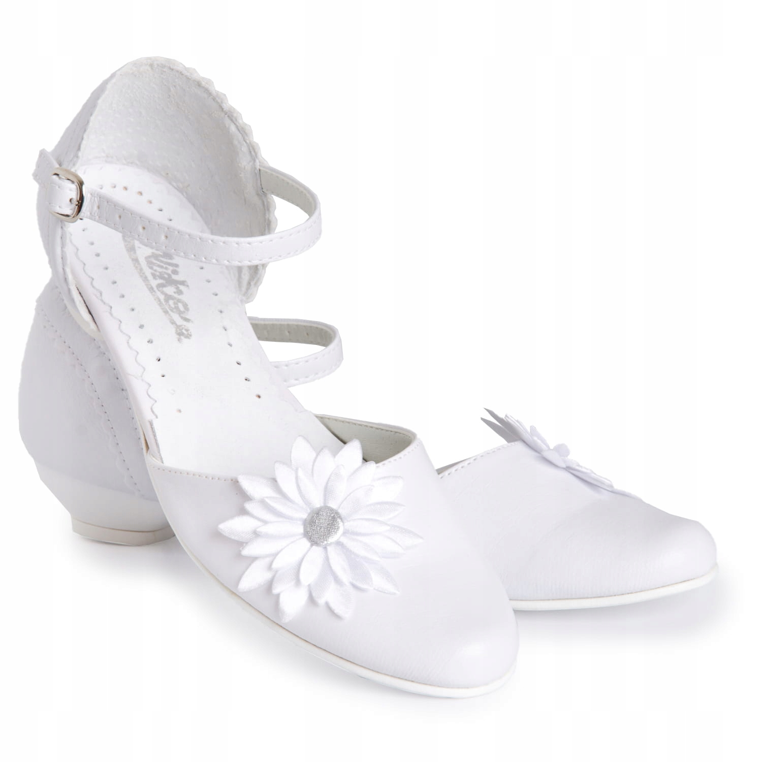 

Buty komunijne dziewczęce KBD-720 Rozmiar: 39
