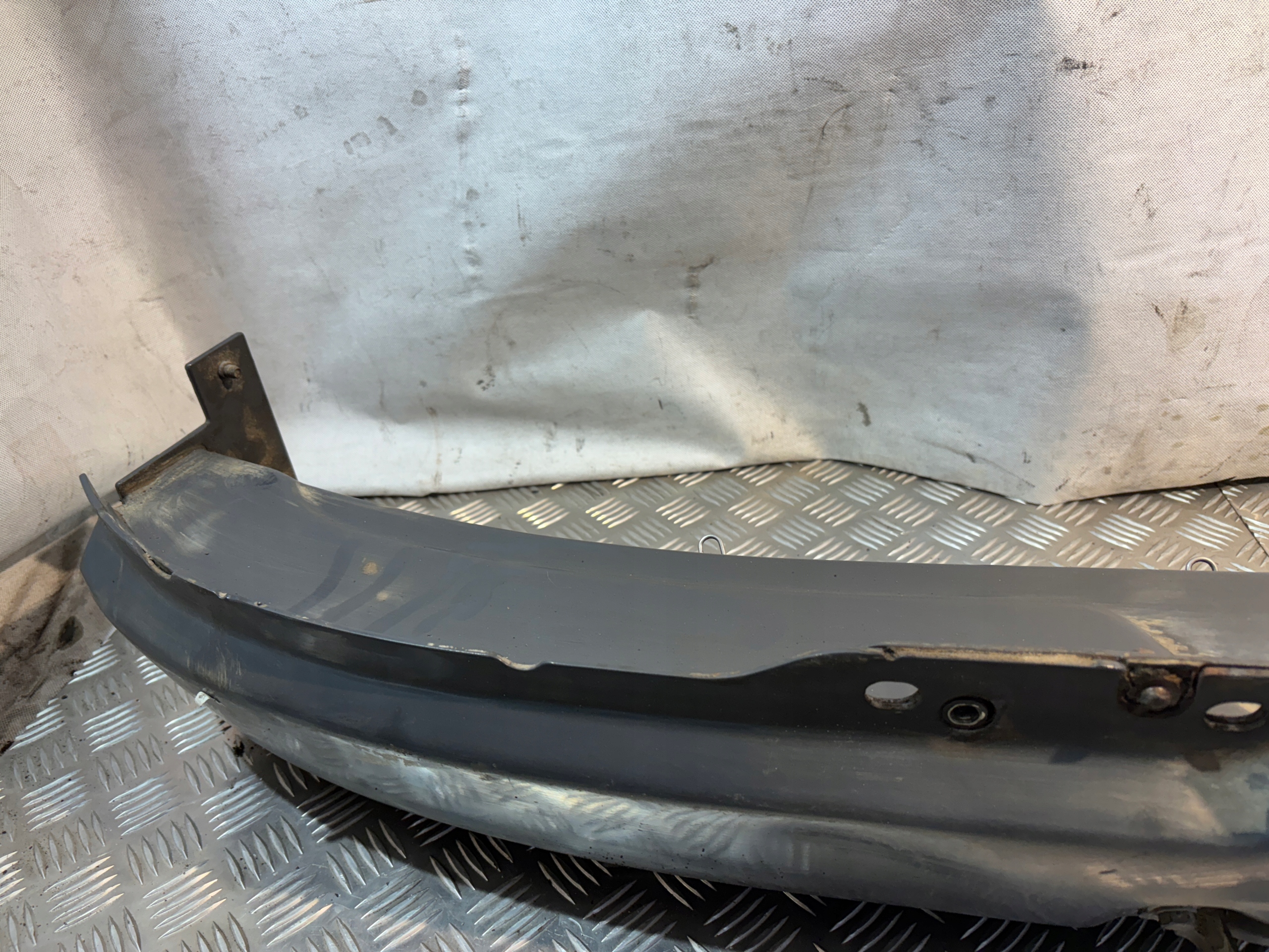 bumper support front Scania R