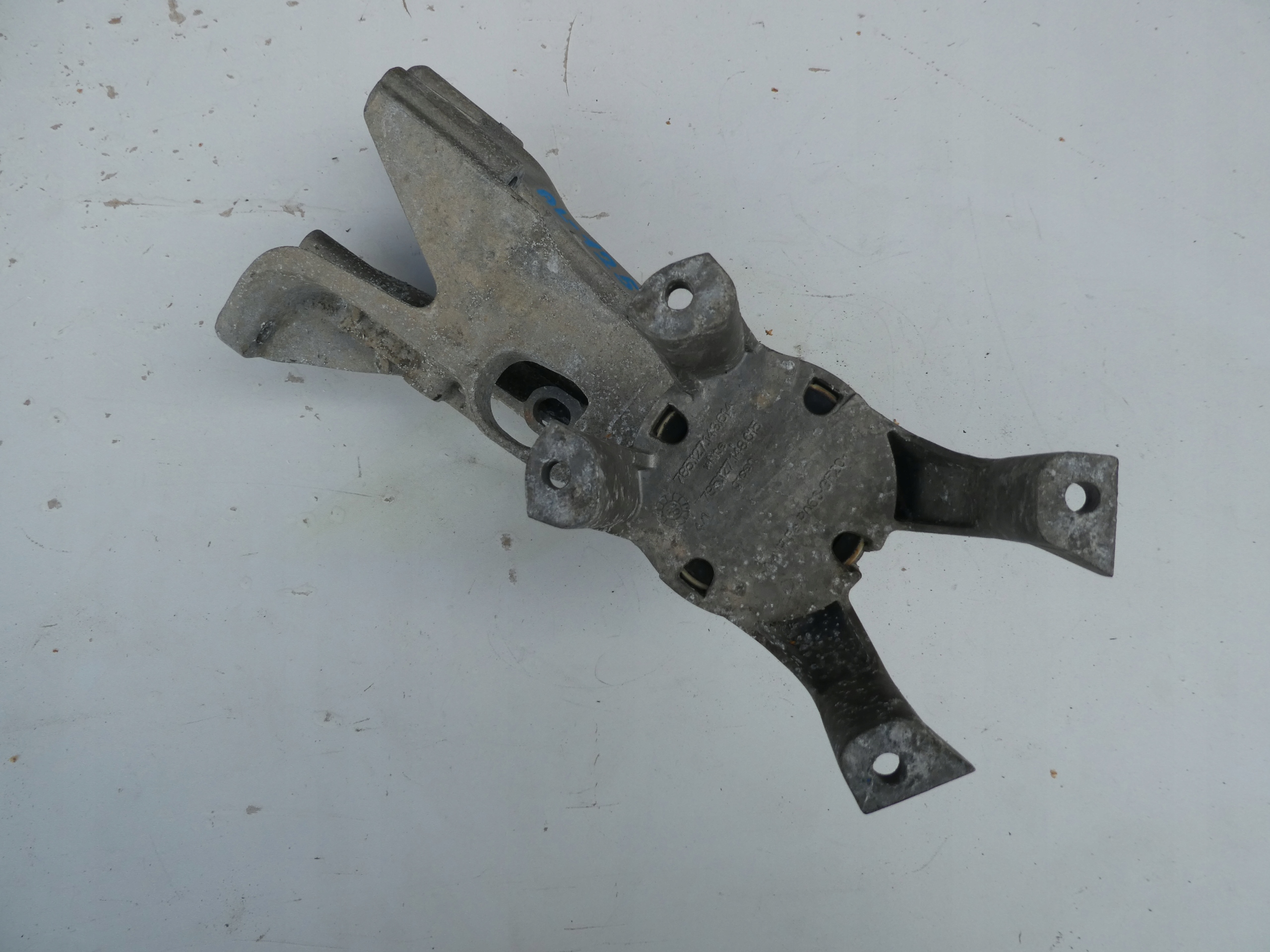 VW T6 2.0 TDI holder engine mount 7E0199370L