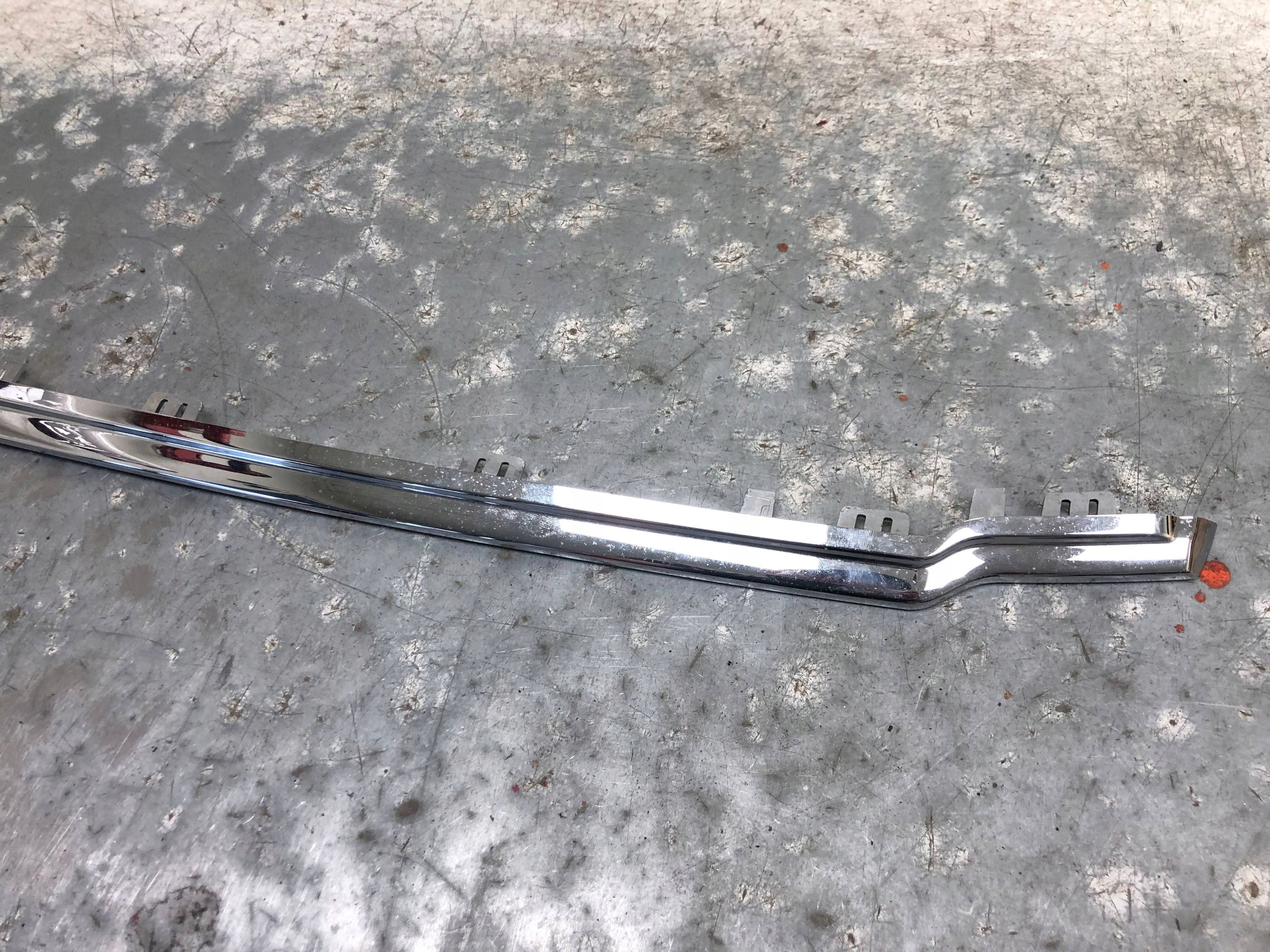 moulding CHROM GRILLA FORD MONDEO MK5 DS73-8150-L