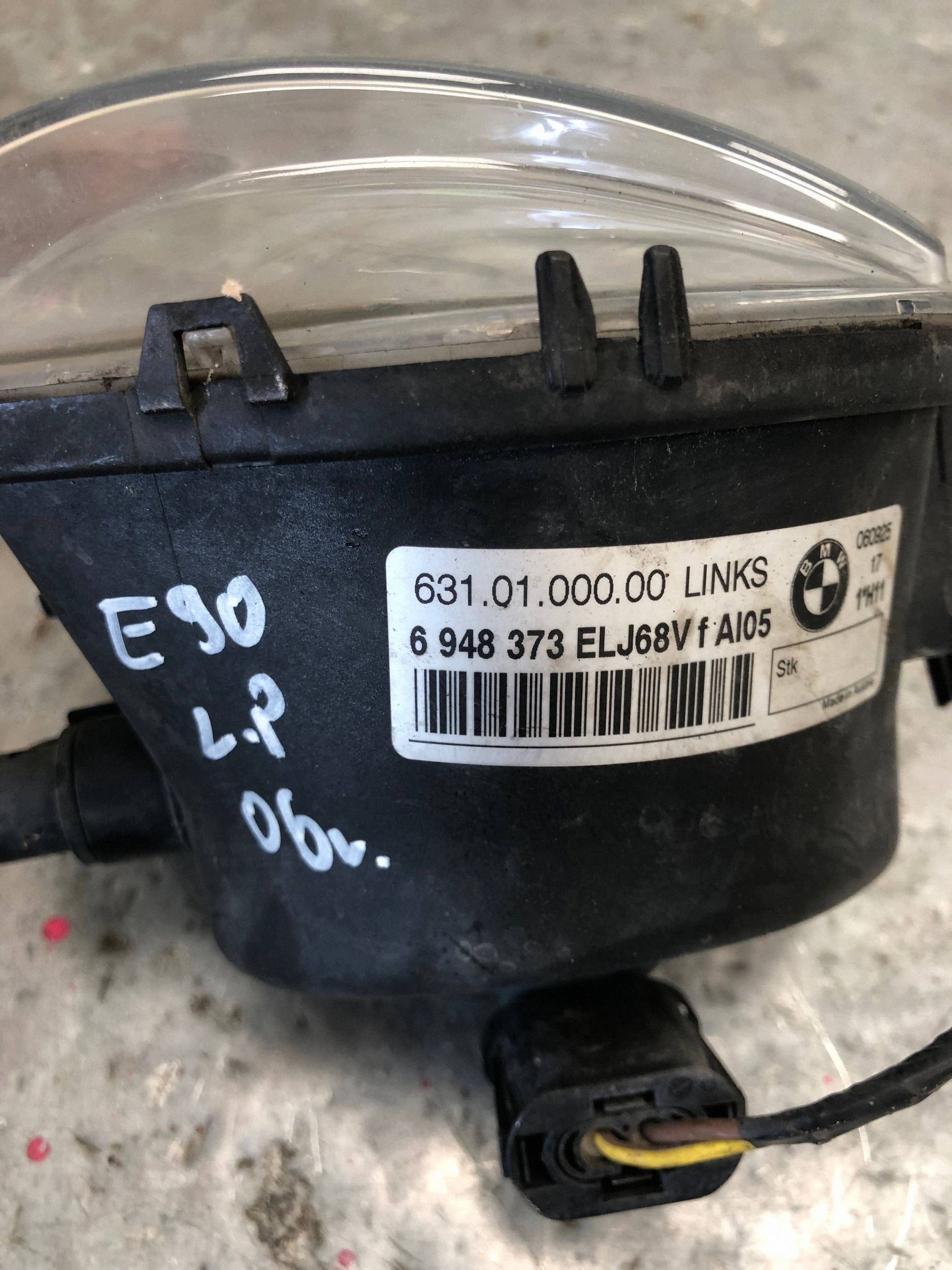 fog light left front BMW E90 6948373