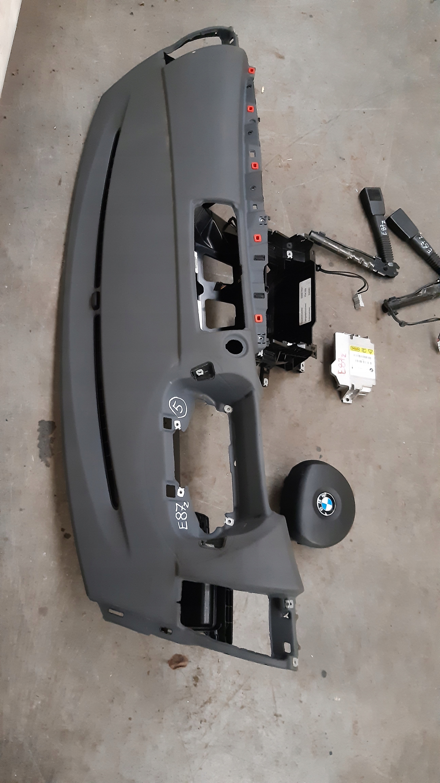 dashboard console BMW E91