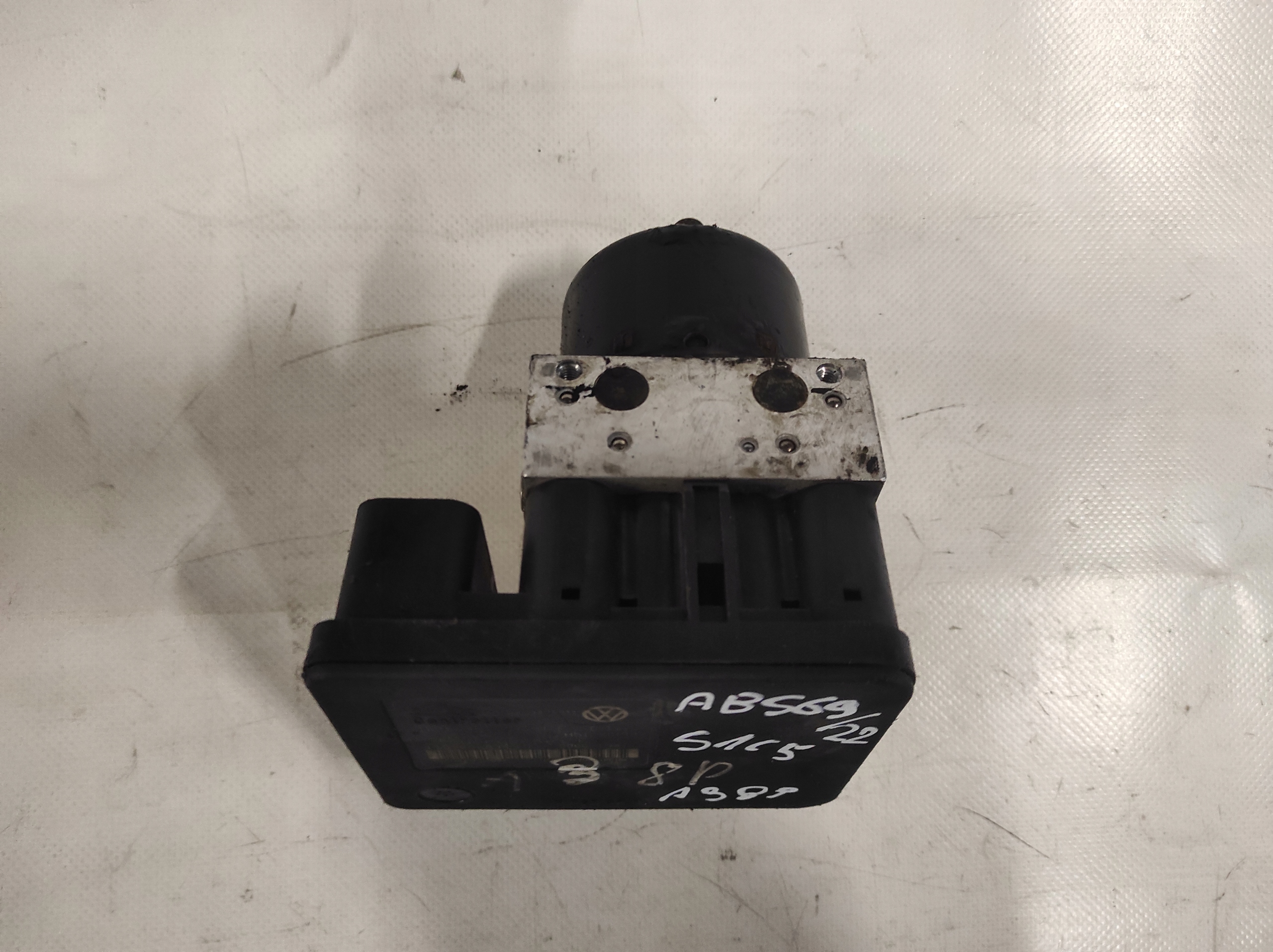 Audi A3 8P OE 1k0907379e насос ABS