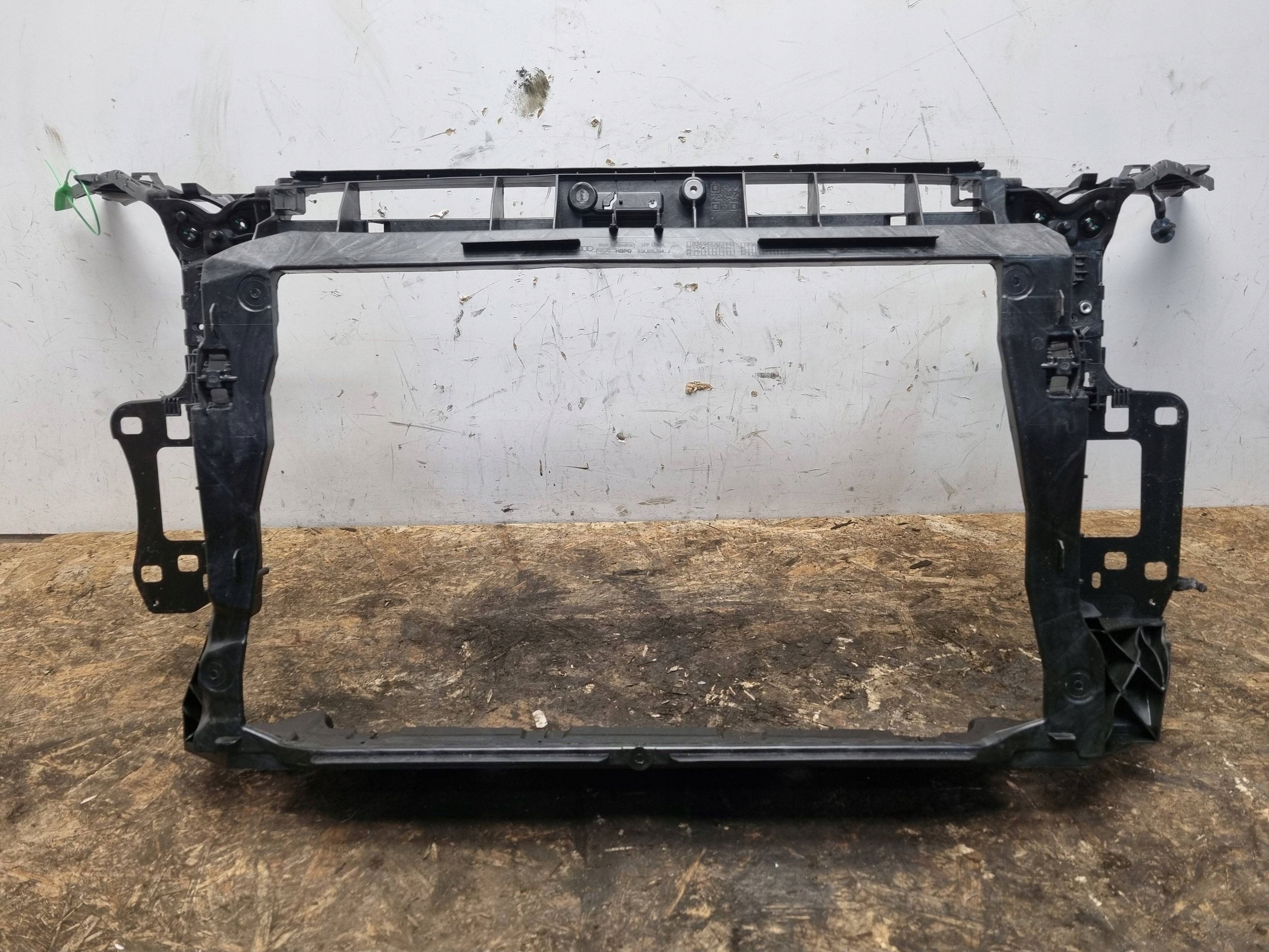 support panel for radiators pillar iron original 83A805594J AUDI Q3 II 83A 18-25
