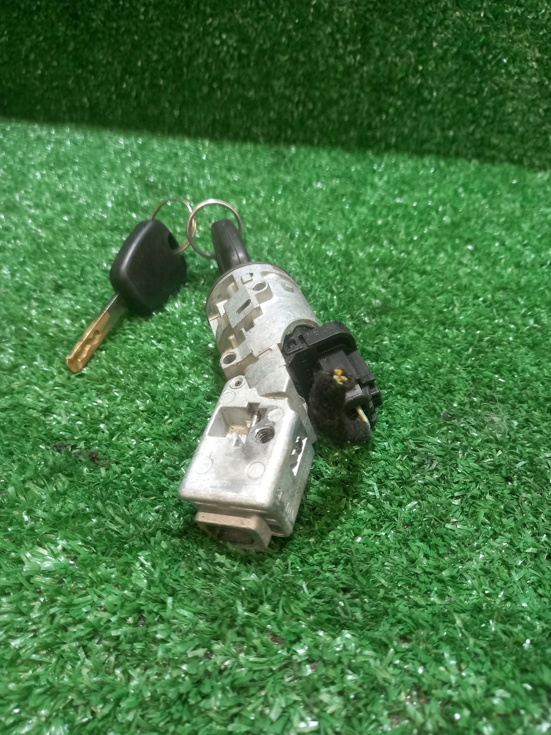 ignition Z KLUCZYKIEM CITROEN C4 N0502072