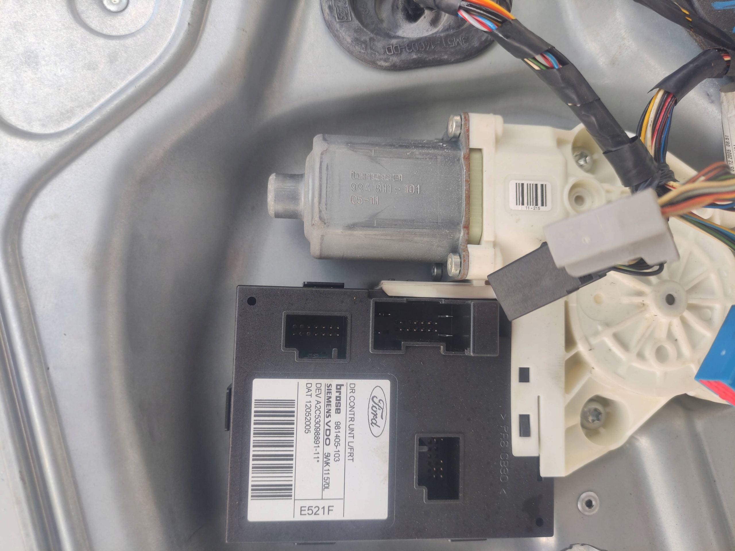 window regulator left front FORD FOCUS MKII 05r Kombi