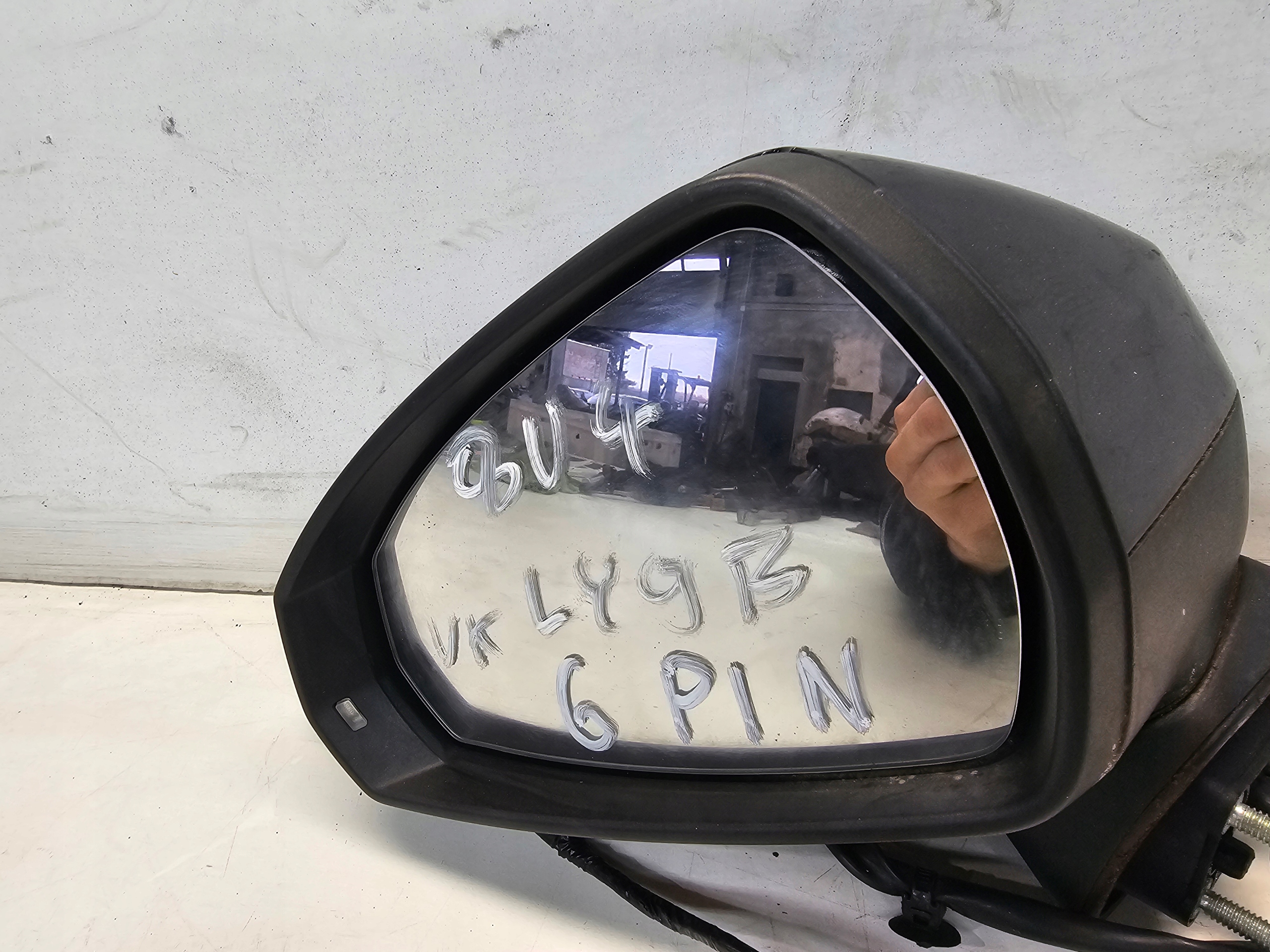 mirror exterior left AUDI A3 8V 8V4 LY9B 6-PIN UK