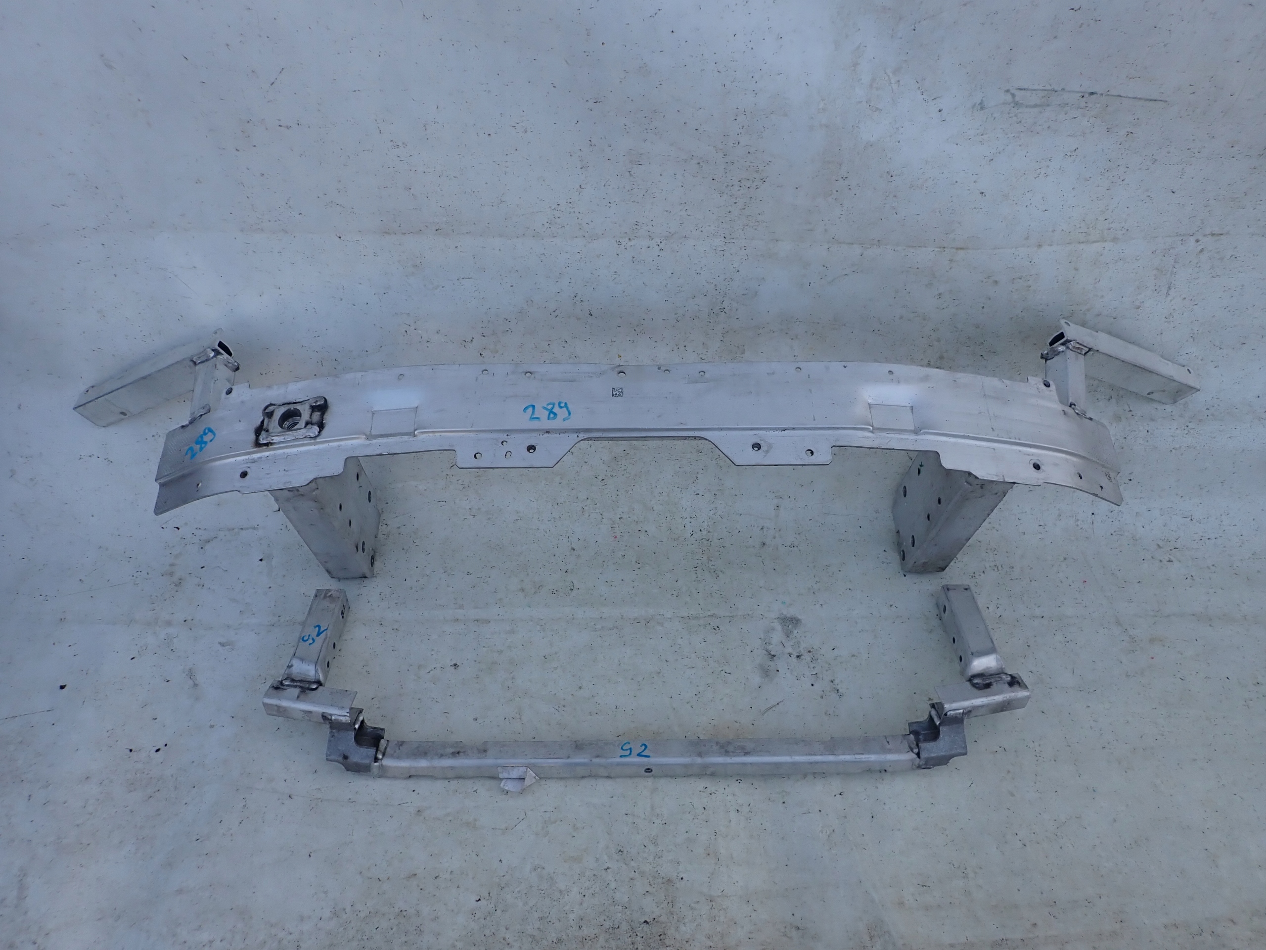 BMW X5 G05 X6 G06 18- bumper support front