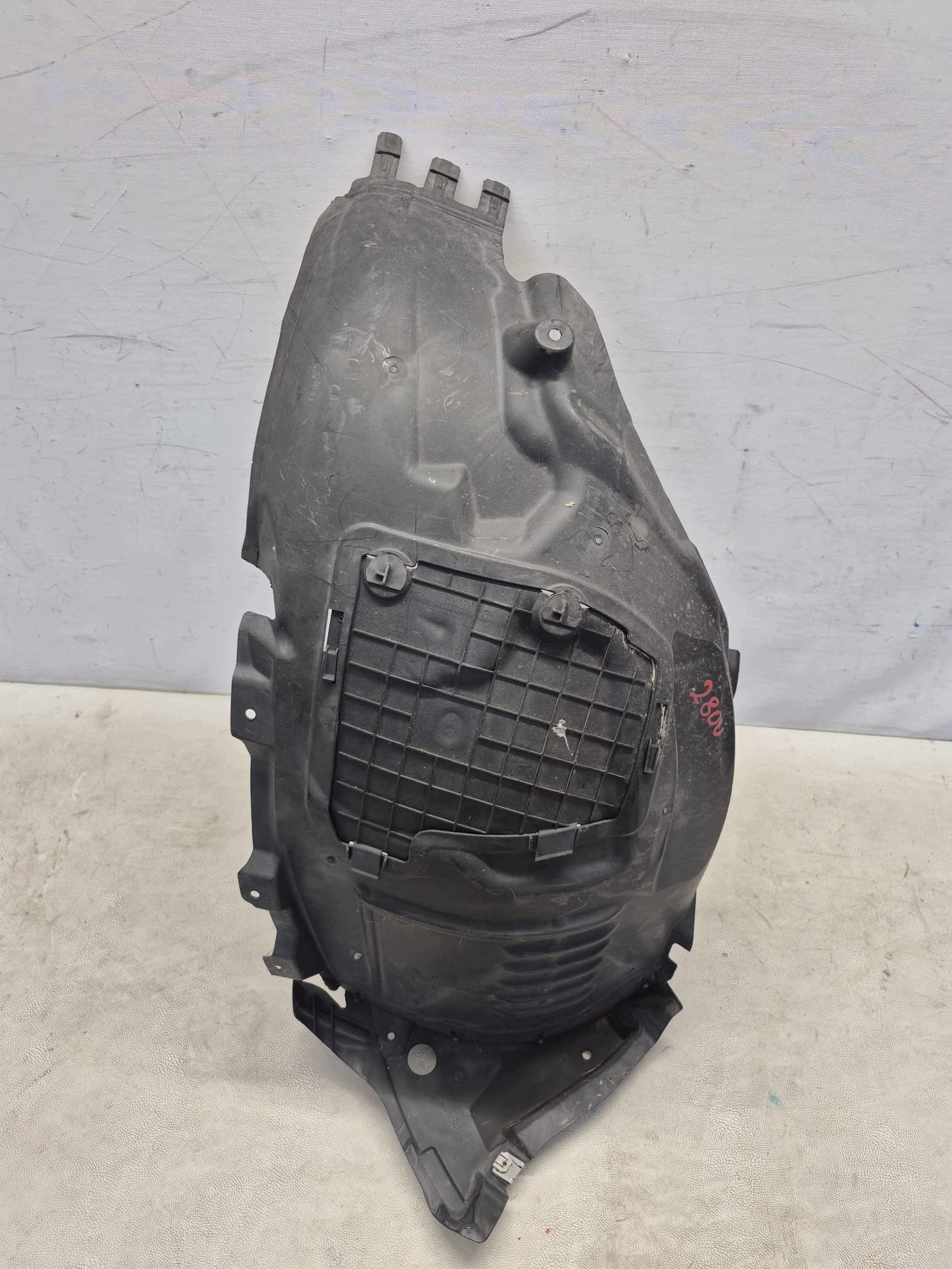 MERCEDES C-KLASA W205 mudguard right front front A2056903201