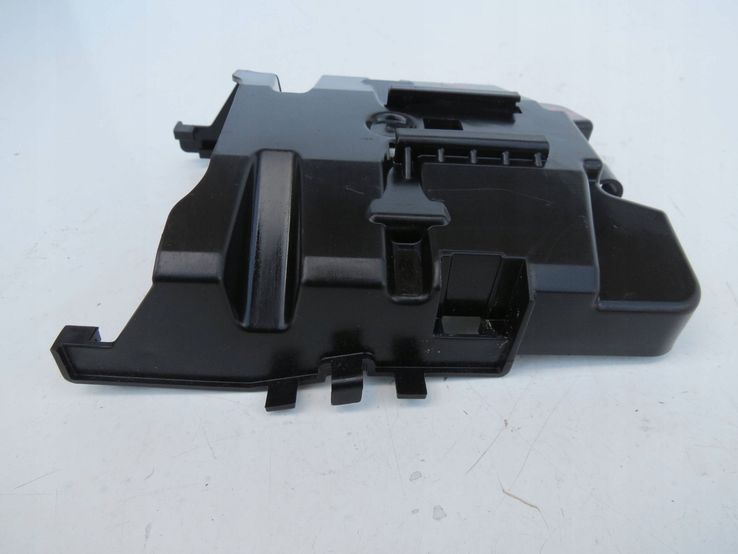 bracket PODNOSNIKA windows left / right rear part VOLVO S90 2.0 31391232